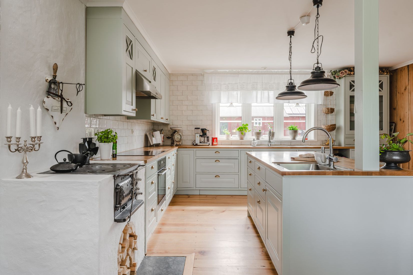 Gård/Skog, Fallvägen 21, Fallet, Gävle