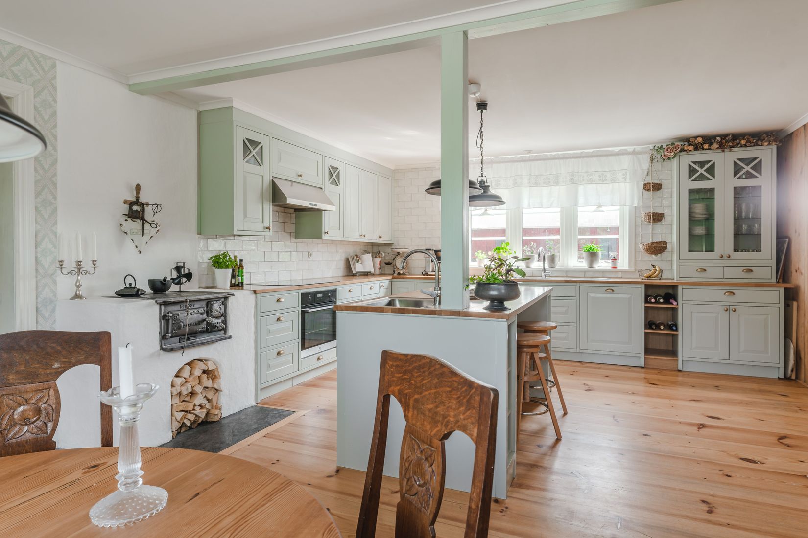 Gård/Skog, Fallvägen 21, Fallet, Gävle