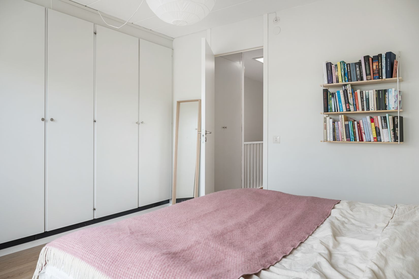 Radhus, Byggmästarvägen 209, Utsälje, Huddinge