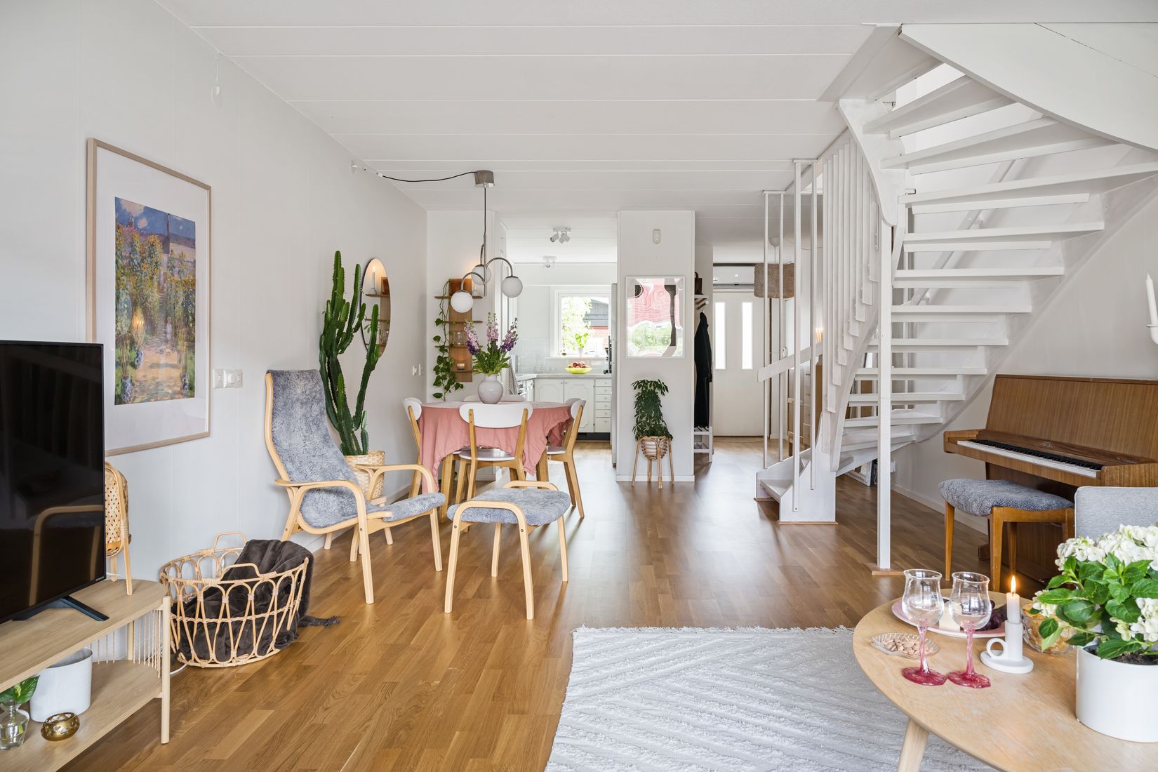 Radhus, Byggmästarvägen 209, Utsälje, Huddinge