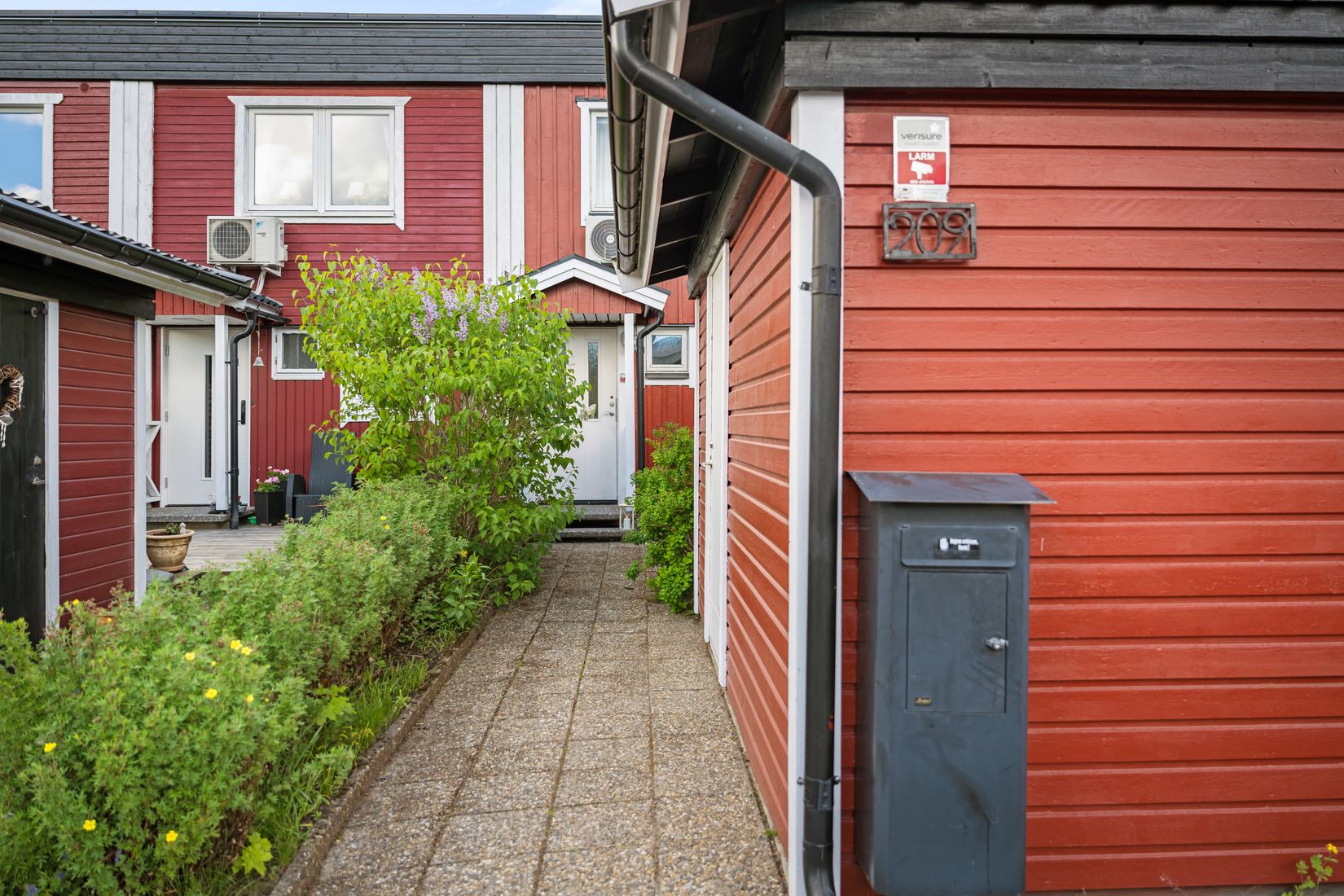 Radhus, Byggmästarvägen 209, Utsälje, Huddinge