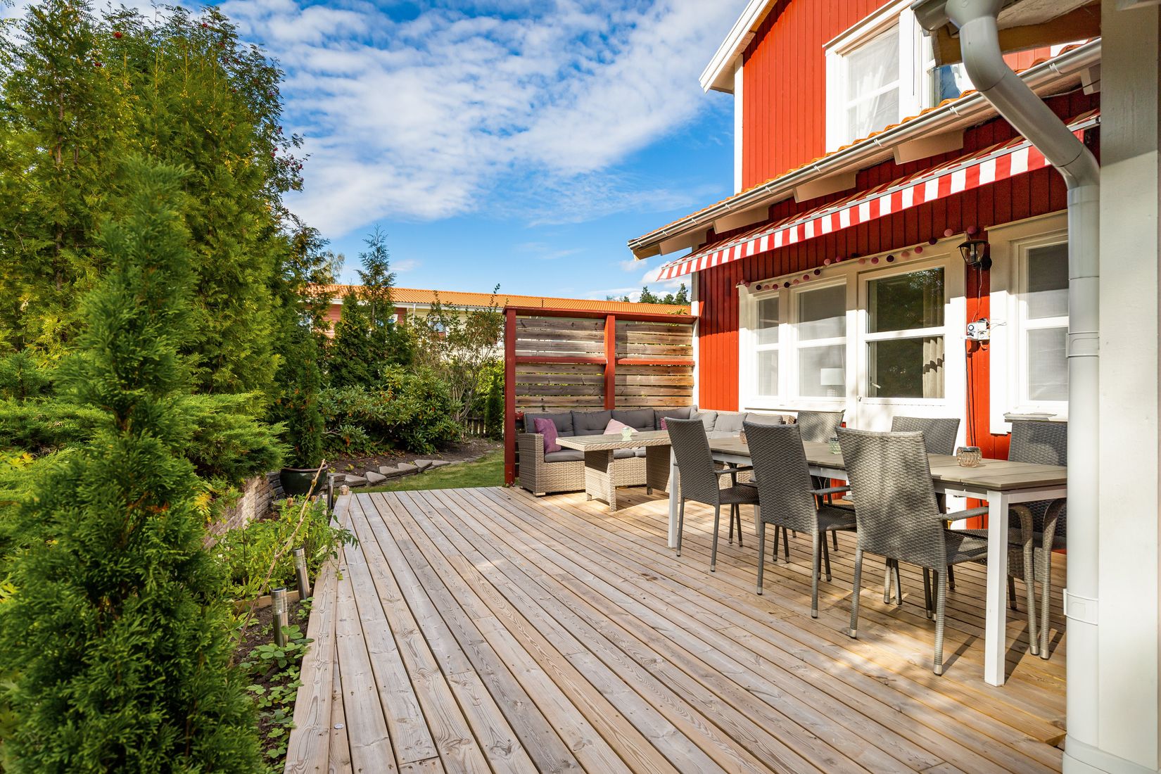 Radhus, Lindgårdsvägen 12, Björklinge, Uppsala