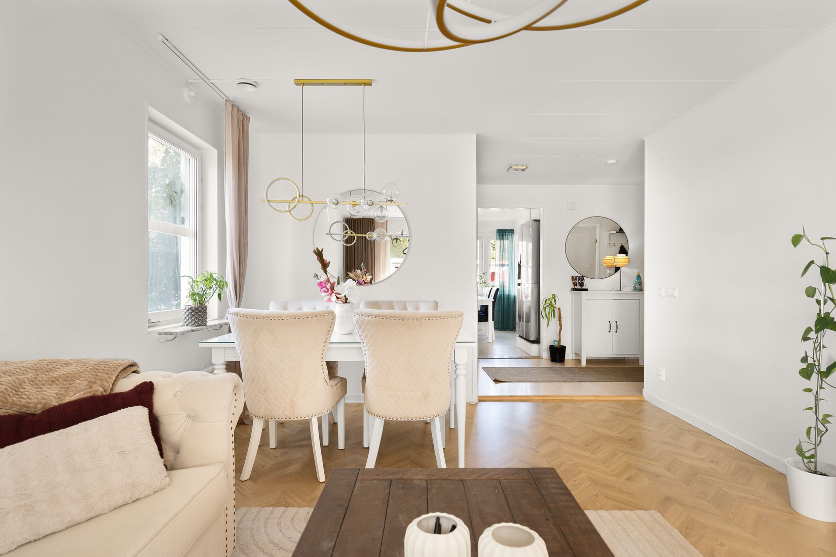 Radhus, Lindgårdsvägen 12, Björklinge, Uppsala