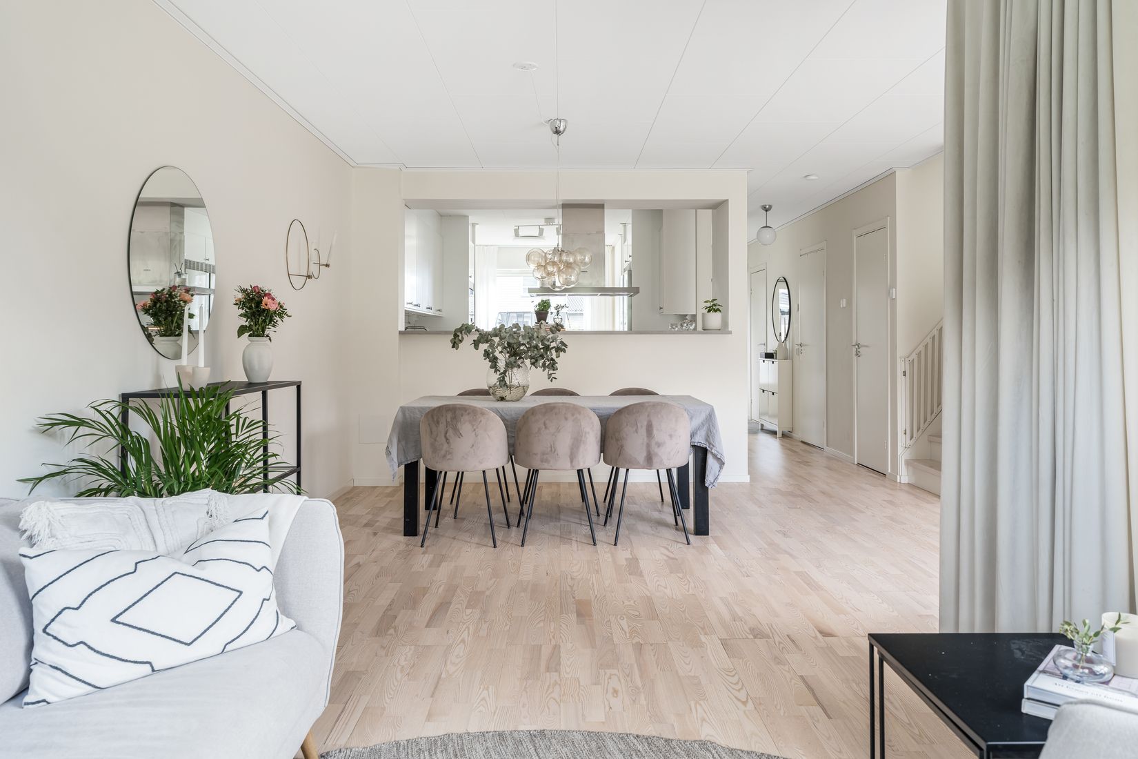 Villa, Radhus, Arningetorpsvägen 16C, Hägerneholm, Täby