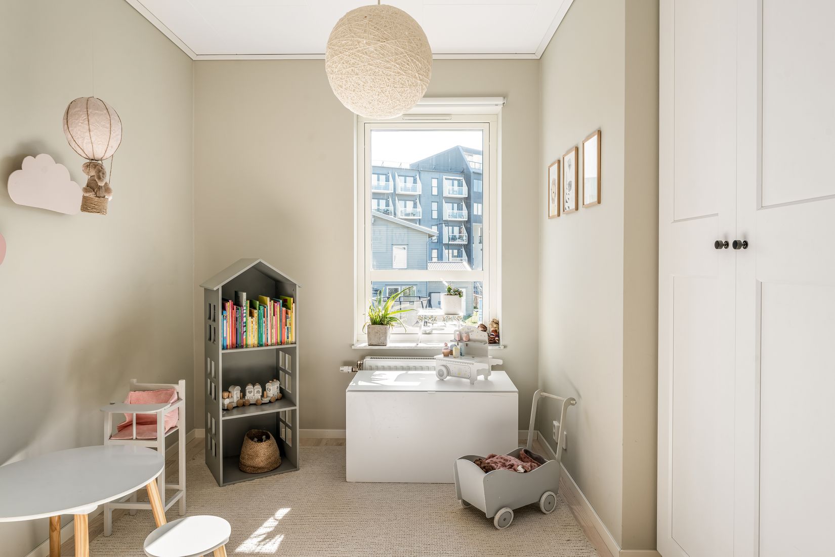 Villa, Radhus, Arningetorpsvägen 16C, Hägerneholm, Täby