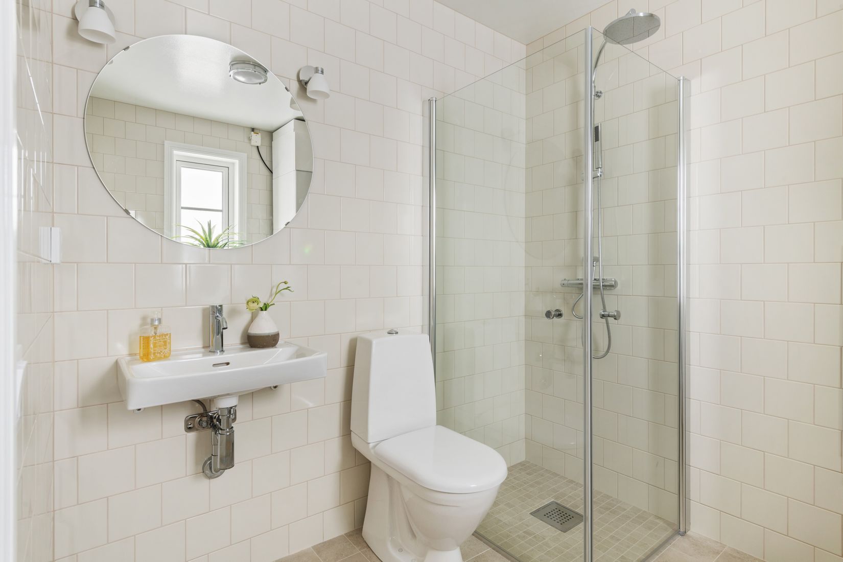 Radhus, Solö Ängsväg 16, Solö, Norrtälje