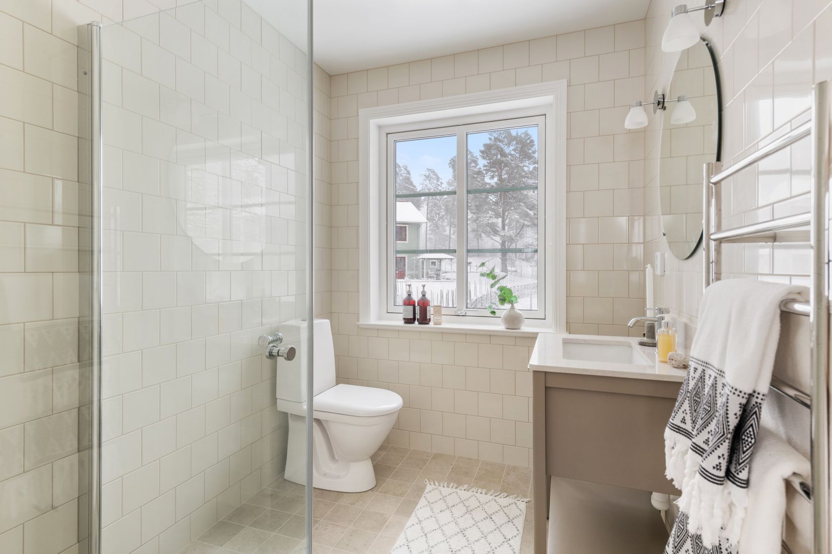 Radhus, Solö Ängsväg 16, Solö, Norrtälje