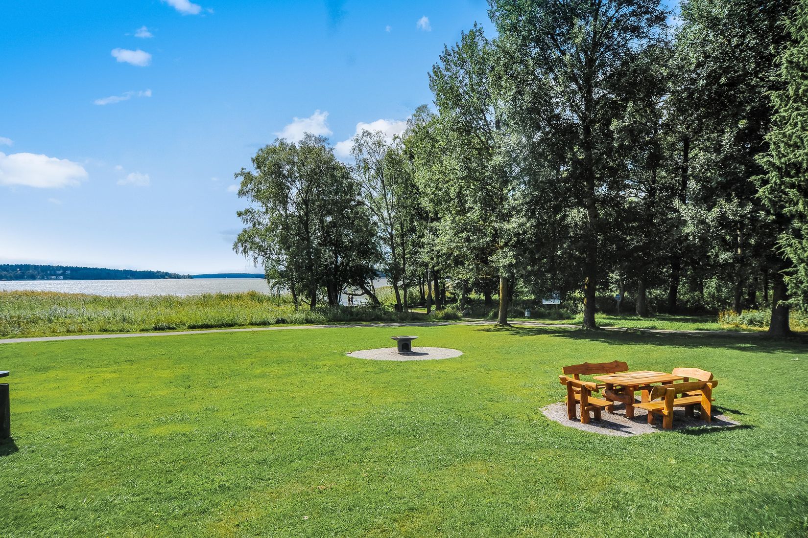 Tomt, Bylevägen 121, Södra Kragstalund / Byle, Vallentuna