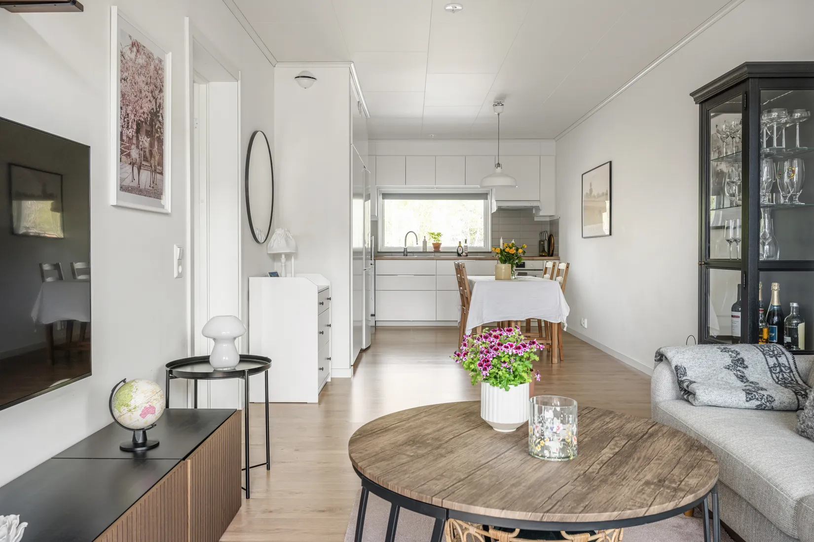 Bostadsrätt, Eklundshovsvägen 27C, Riksten, Botkyrka