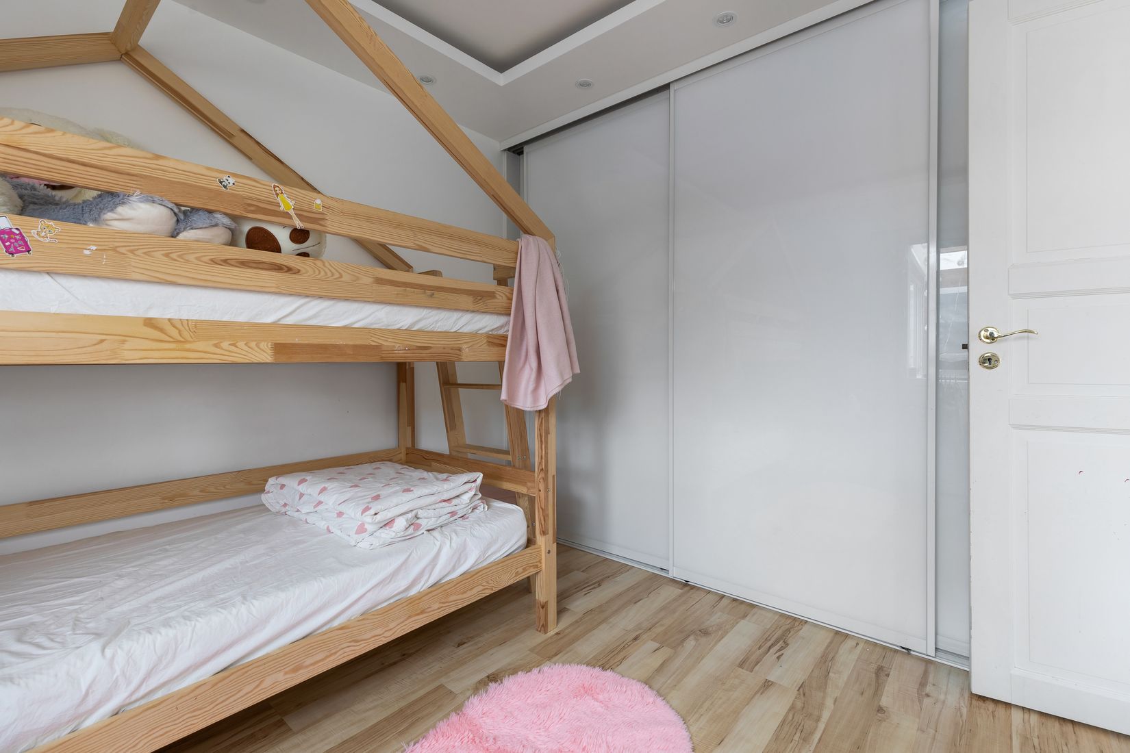 Bostadsrätt, Liljestigen 27, Bro/Finnsta Gård, Upplands-Bro