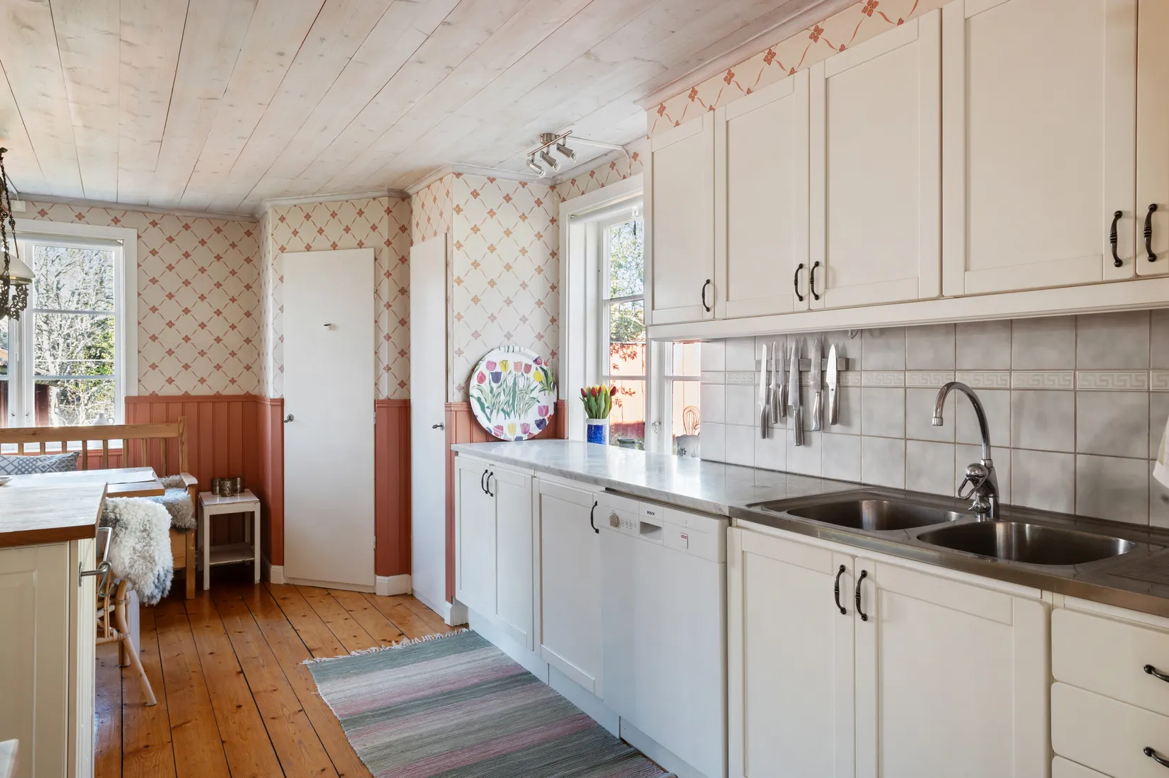 Villa, Rekinde byväg 24, Edsbro, Norrtälje