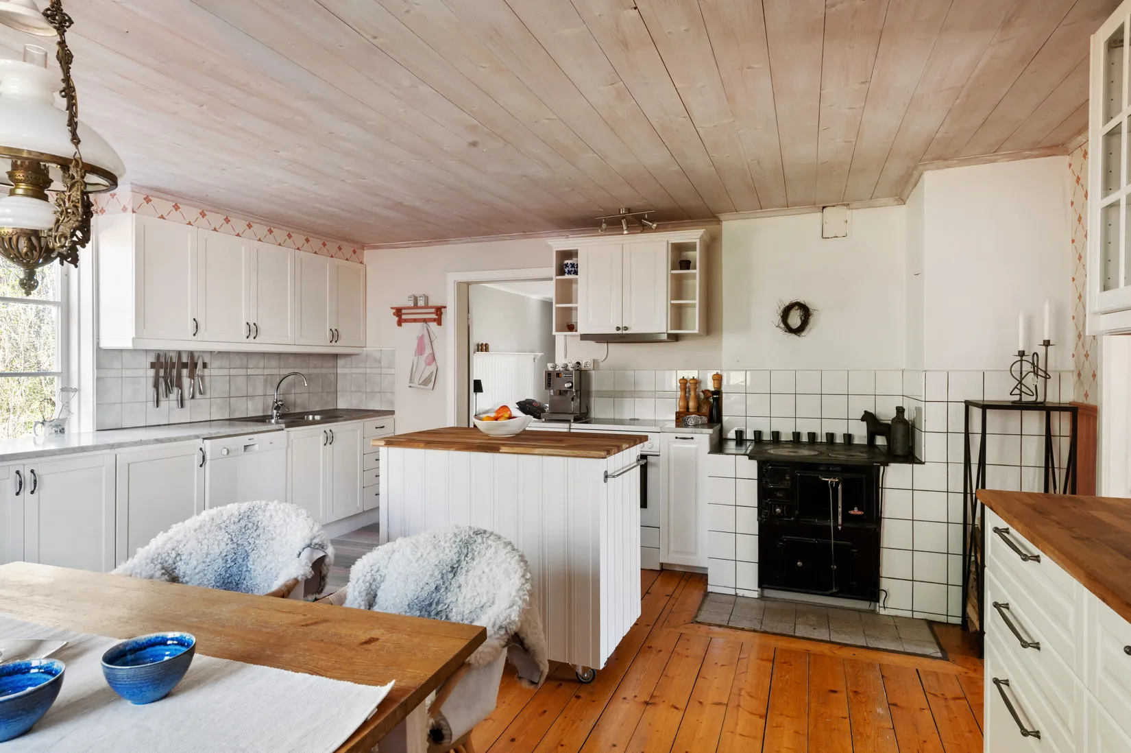 Villa, Rekinde byväg 24, Edsbro, Norrtälje