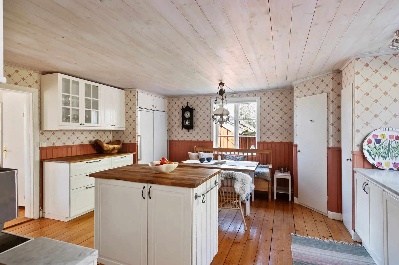 Villa, Rekinde byväg 24, Edsbro, Norrtälje