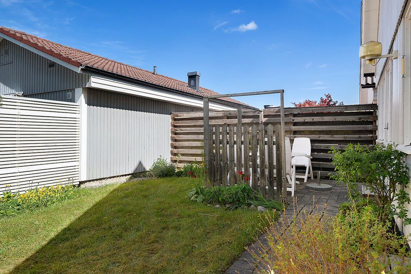 Radhus, Fjärilsvägen 26, Fresta, Upplands Väsby