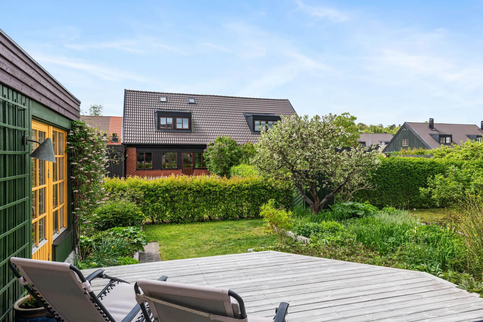 Villa, Radhus, Gyllenstiernas väg 28, Näsbypark, Täby