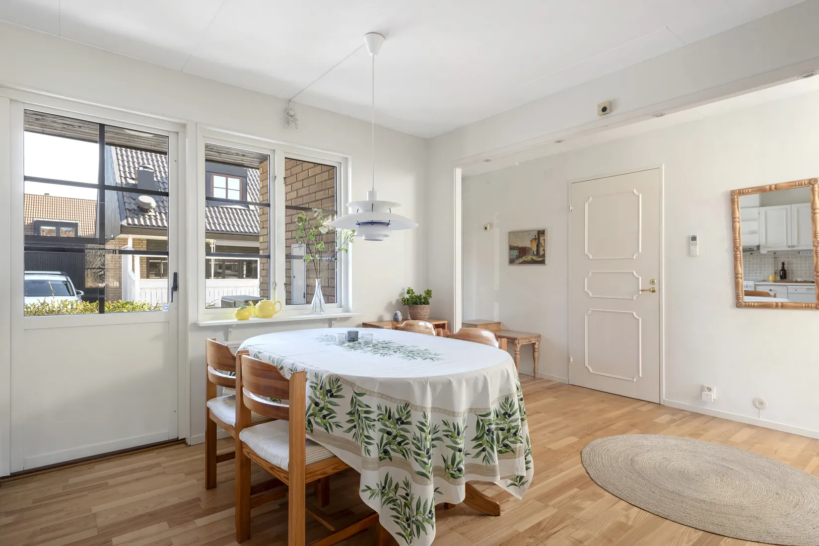 Villa, Radhus, Gyllenstiernas väg 28, Näsbypark, Täby