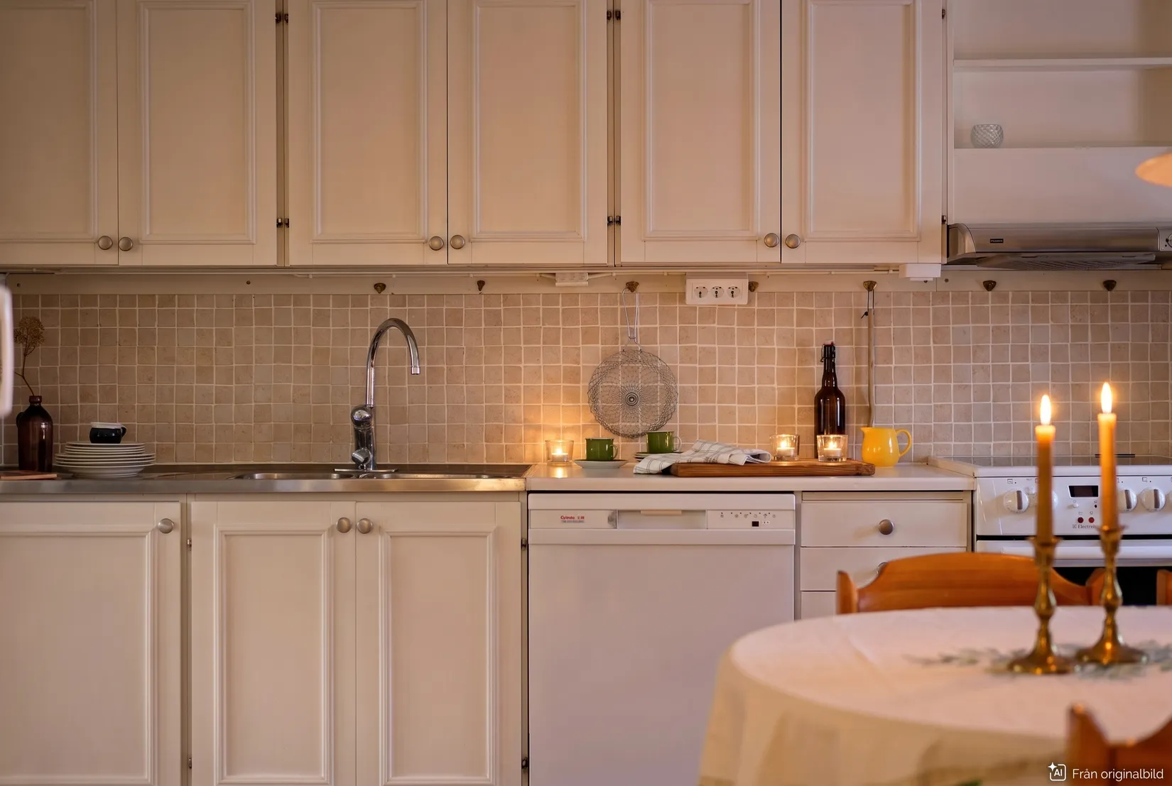 Villa, Radhus, Gyllenstiernas väg 28, Näsbypark, Täby