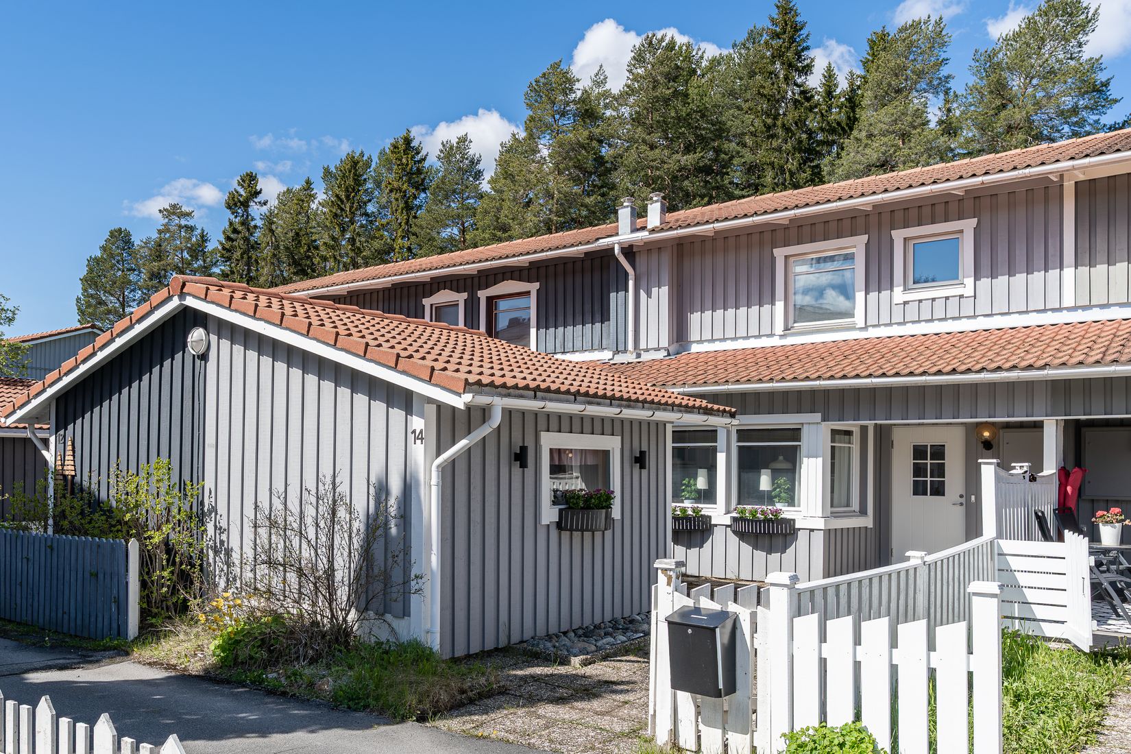 Villa, Radhus, Dammågränd 14, Torvalla, Östersund