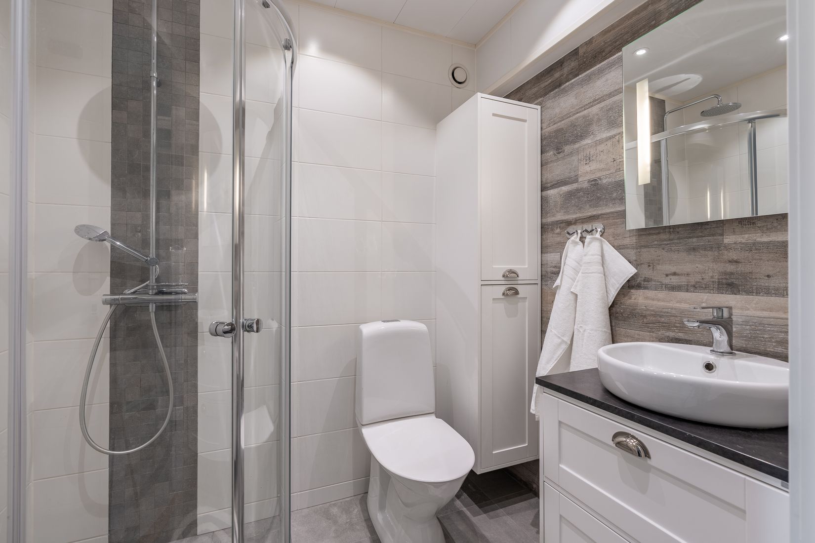 Villa, Radhus, Dammågränd 14, Torvalla, Östersund