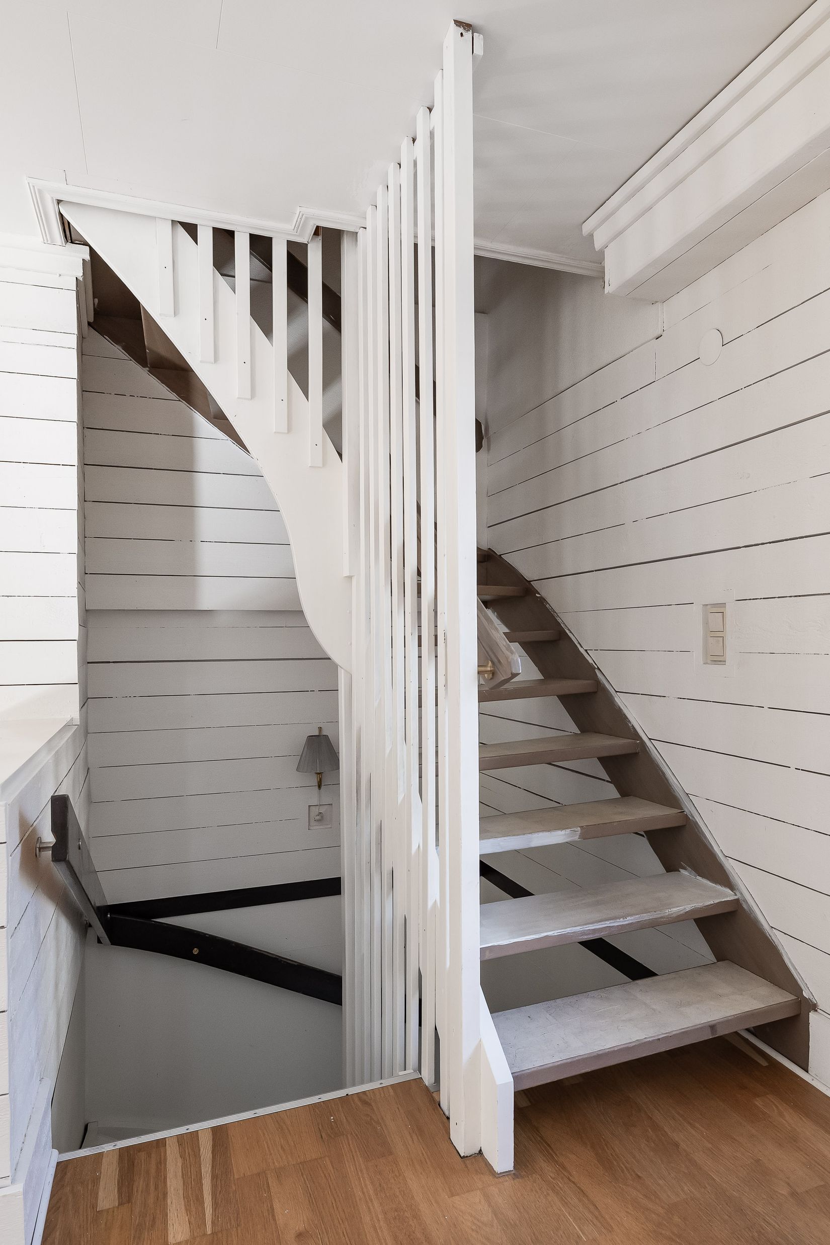 Villa, Skolgatan 10, Centralt, Örebro