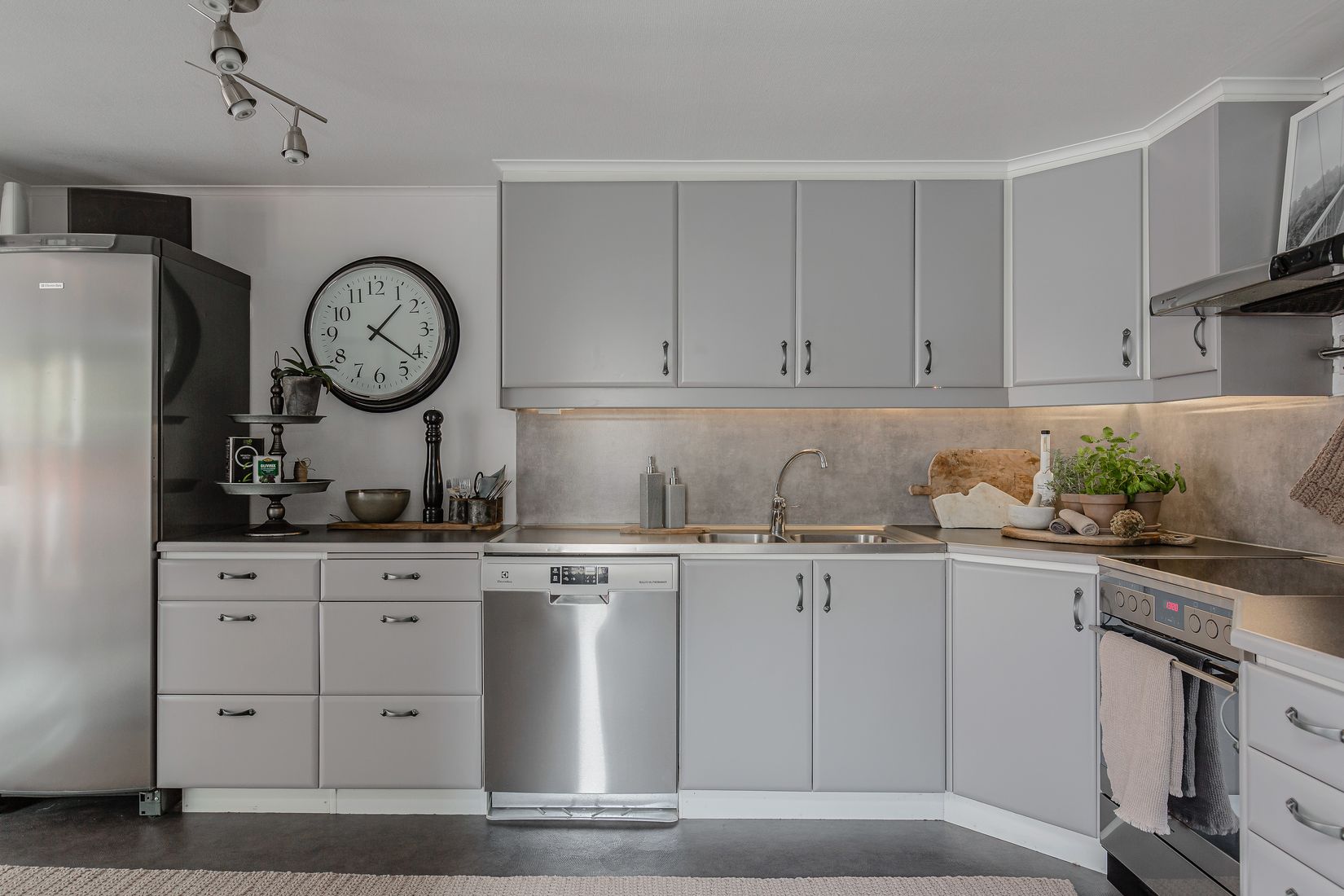 Villa, Västra Trädgårdsgatan 7, Centrum väster, Nyköping