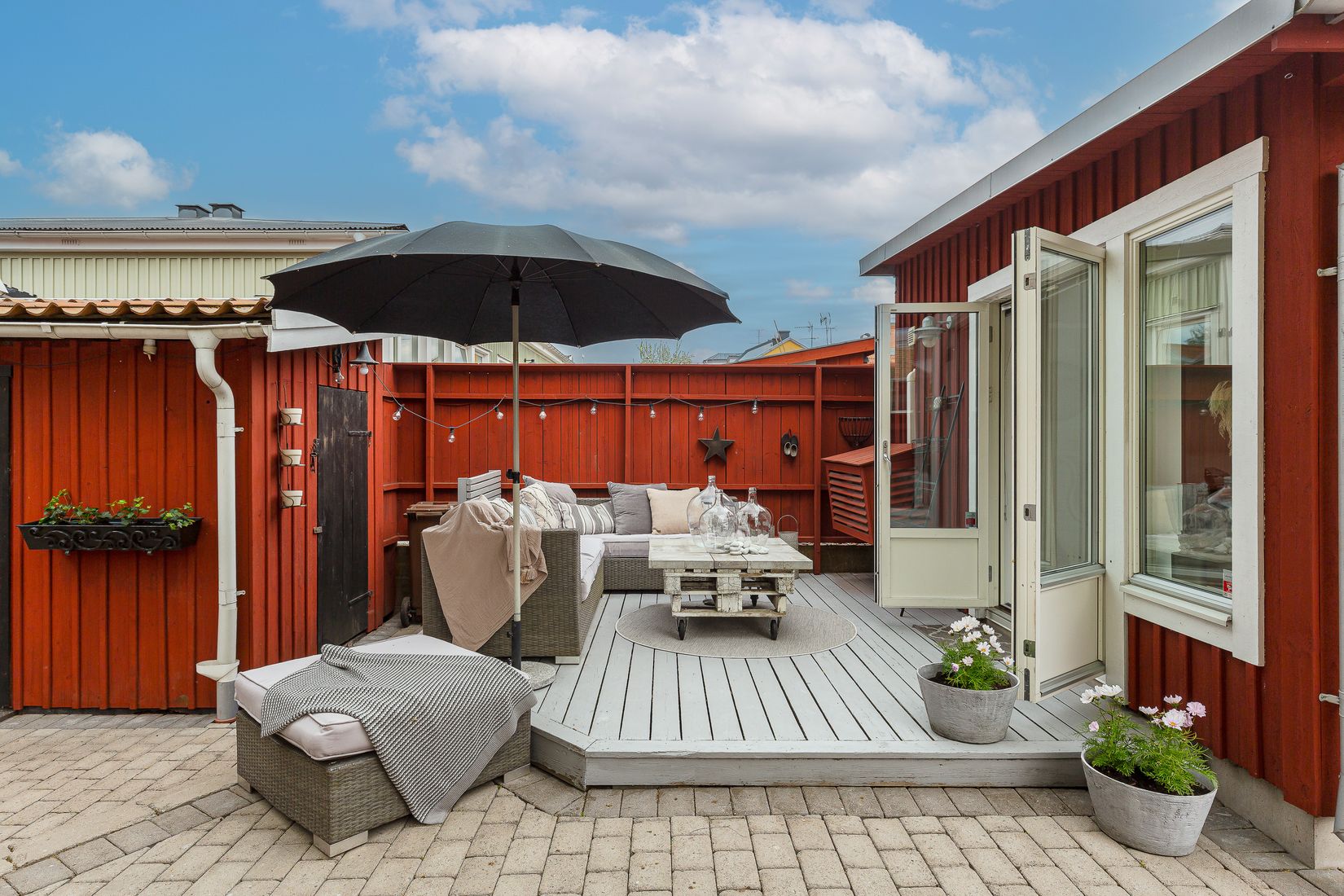 Villa, Västra Trädgårdsgatan 7, Centrum väster, Nyköping