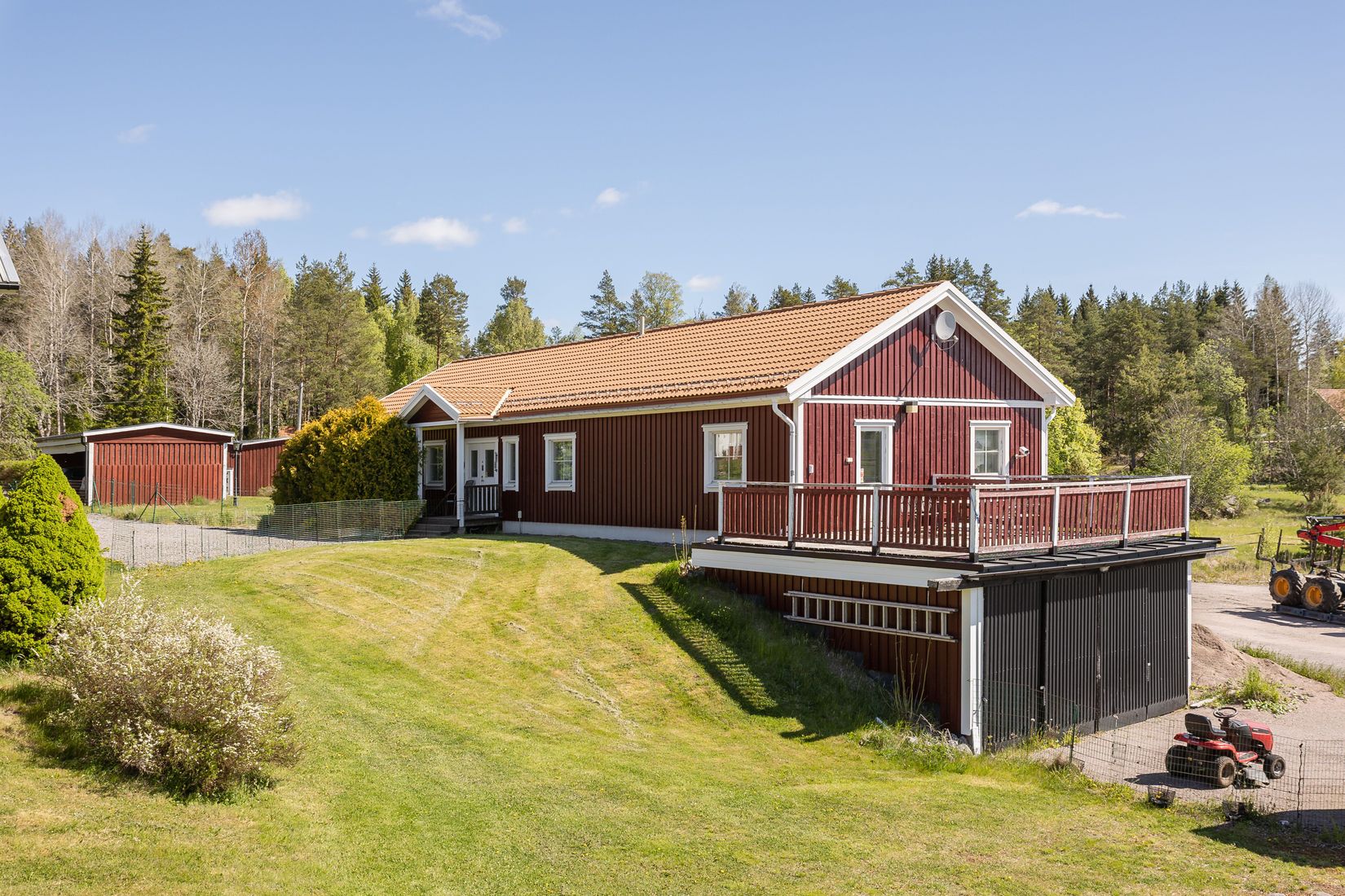 Gård/Skog, Almunge-Söderby Hasselbacken 51, Almunge, Uppsala