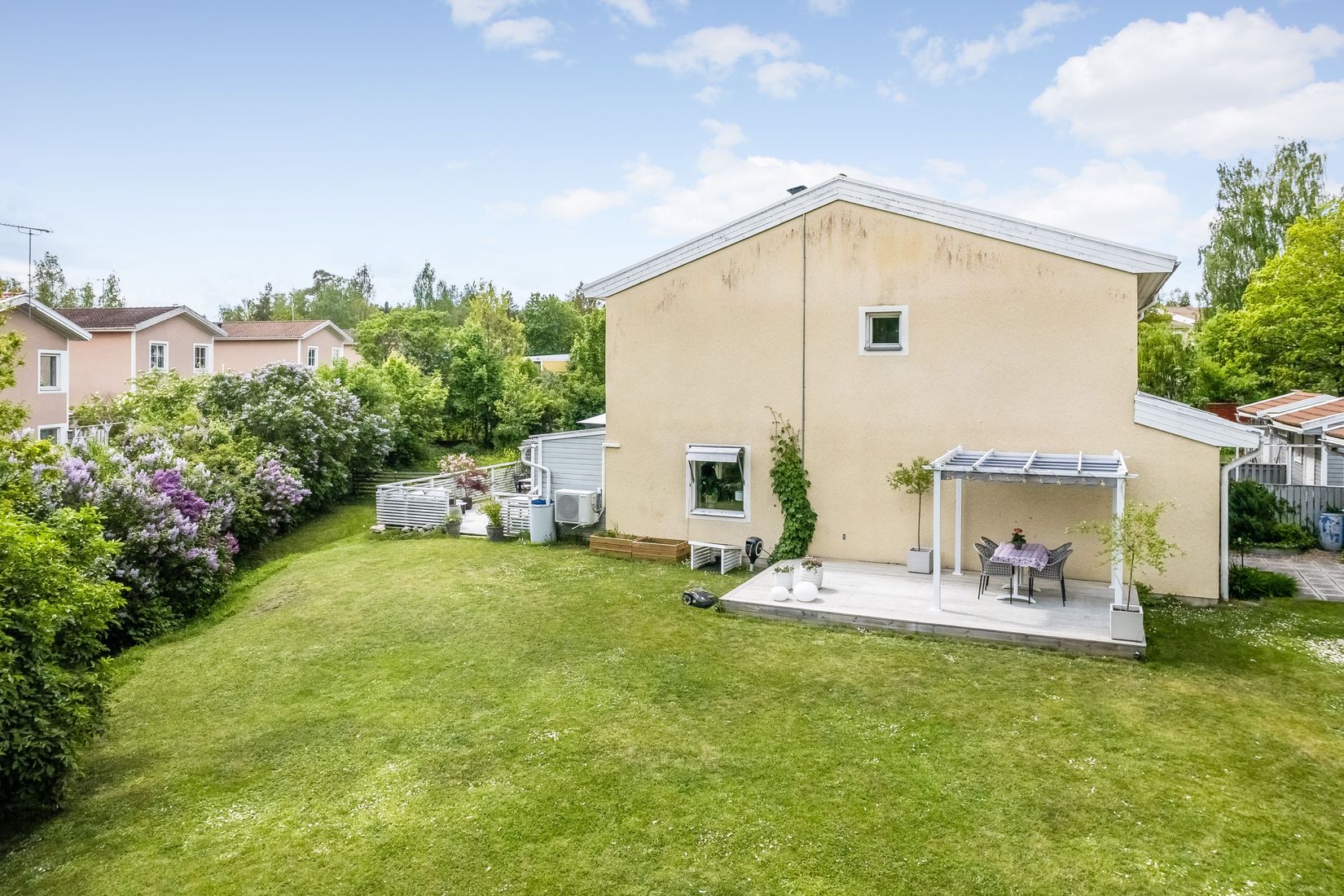 Radhus, Bäckvägen 24A, Dammen, Strängnäs