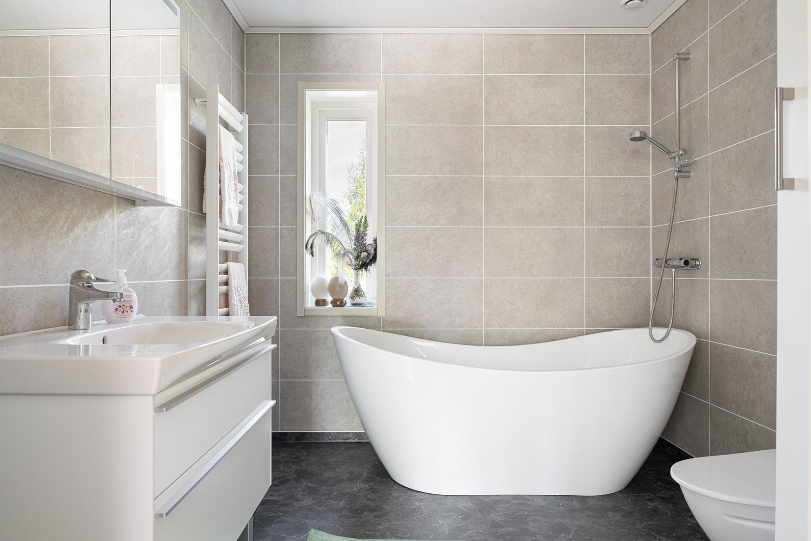 Villa, Rollvägen 11, Siljan Airpark, Leksand