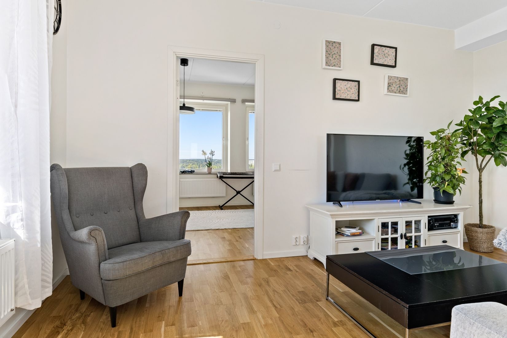 Bostadsrätt, Källtorpsvägen 11, Kallhäll, Järfälla