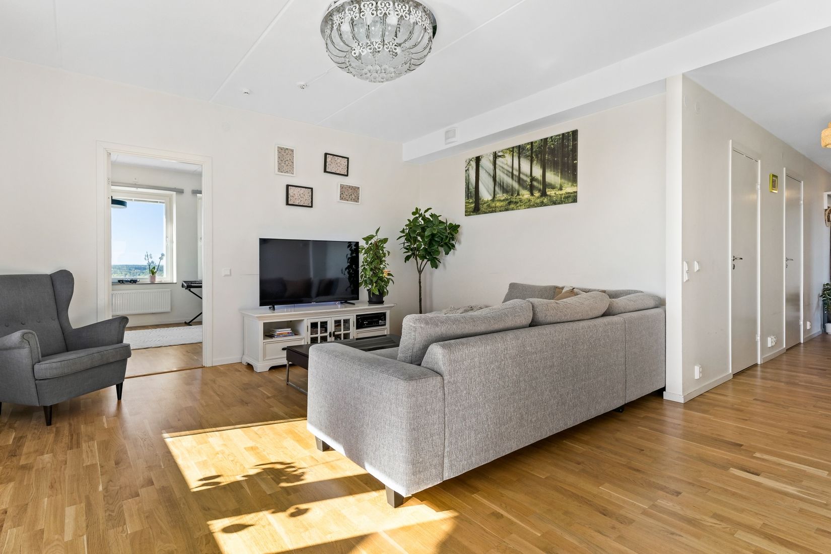 Bostadsrätt, Källtorpsvägen 11, Kallhäll, Järfälla