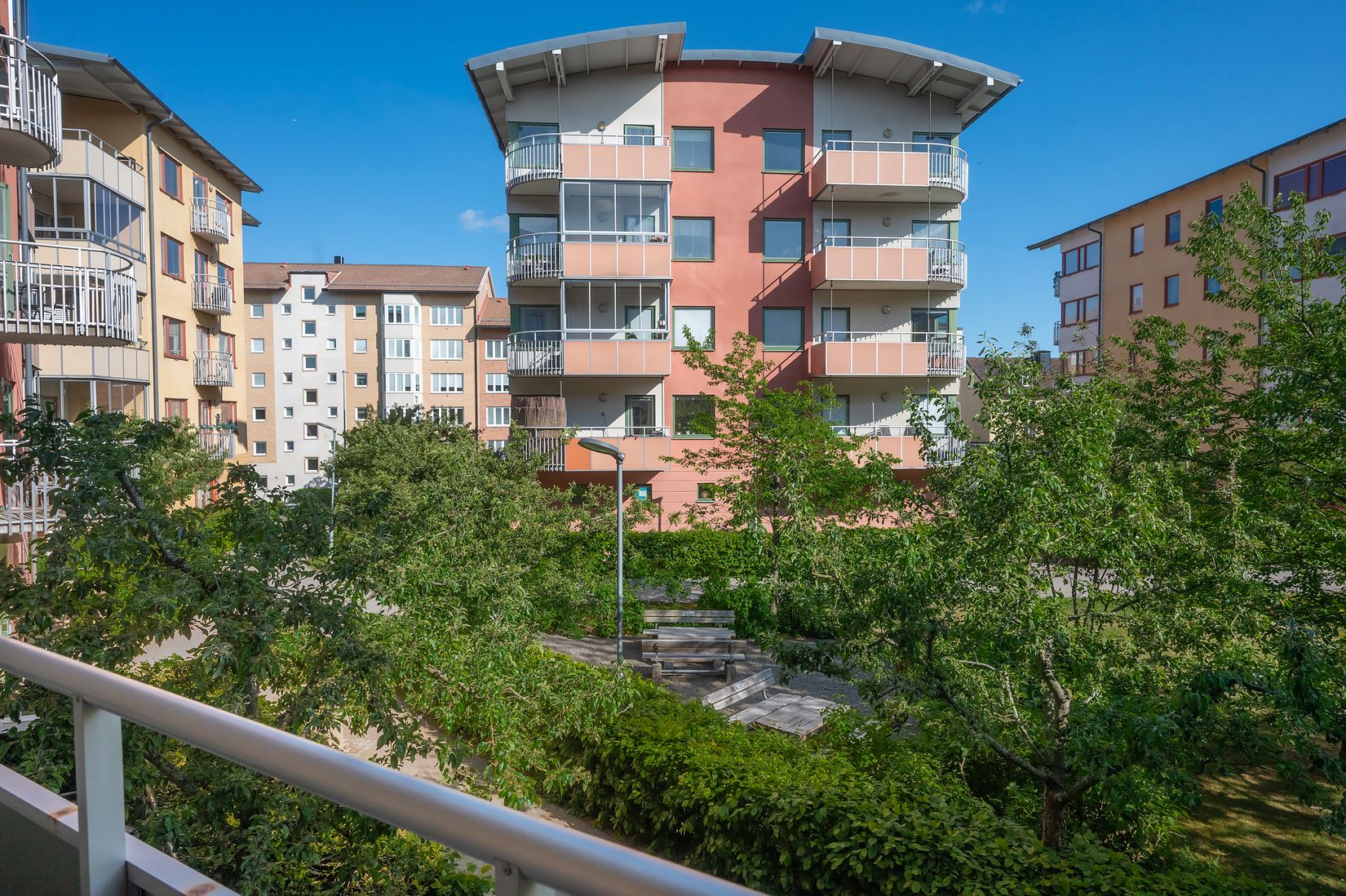 Bostadsrätt, Rådstuguvägen 6, Centrala Huddinge, Huddinge