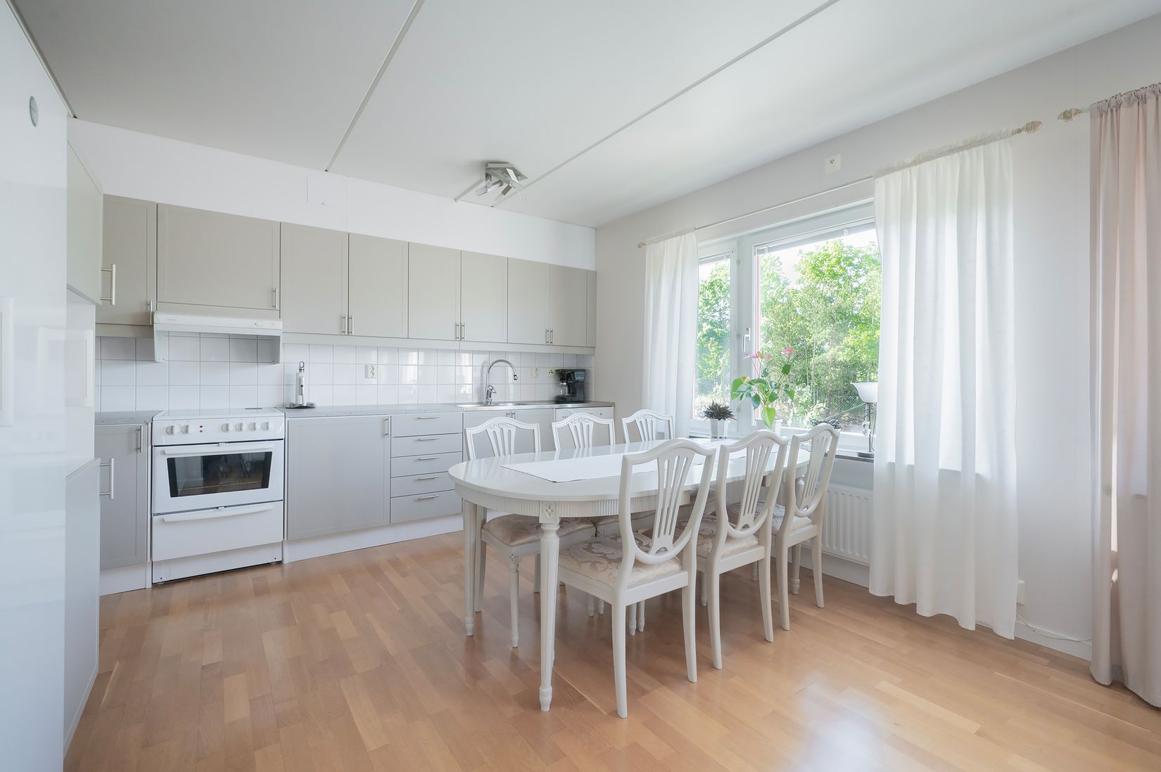 Bostadsrätt, Rådstuguvägen 6, Centrala Huddinge, Huddinge