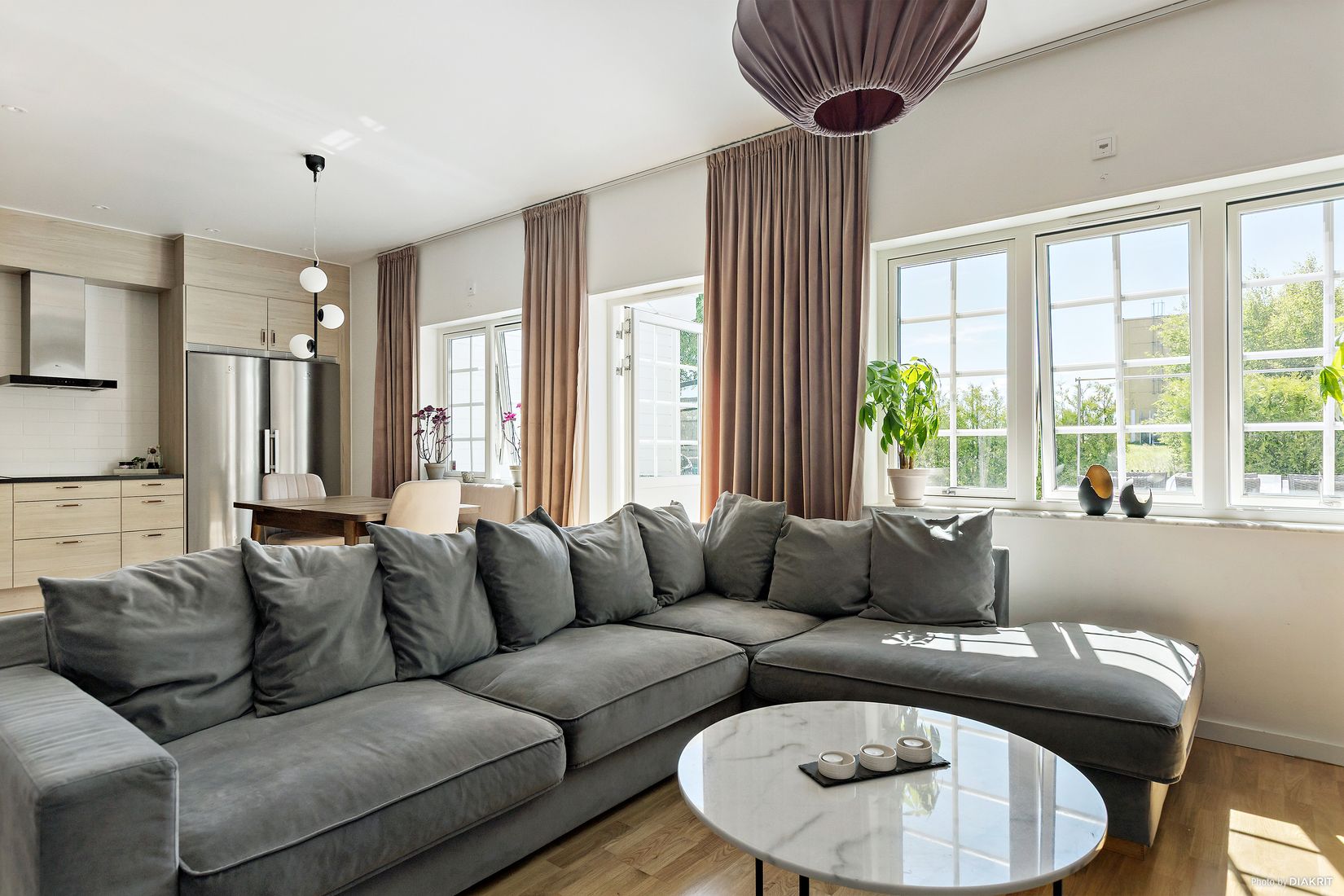 Radhus, Vattenhindersgatan 12a, Lanna/Vintrosa, Lekeberg