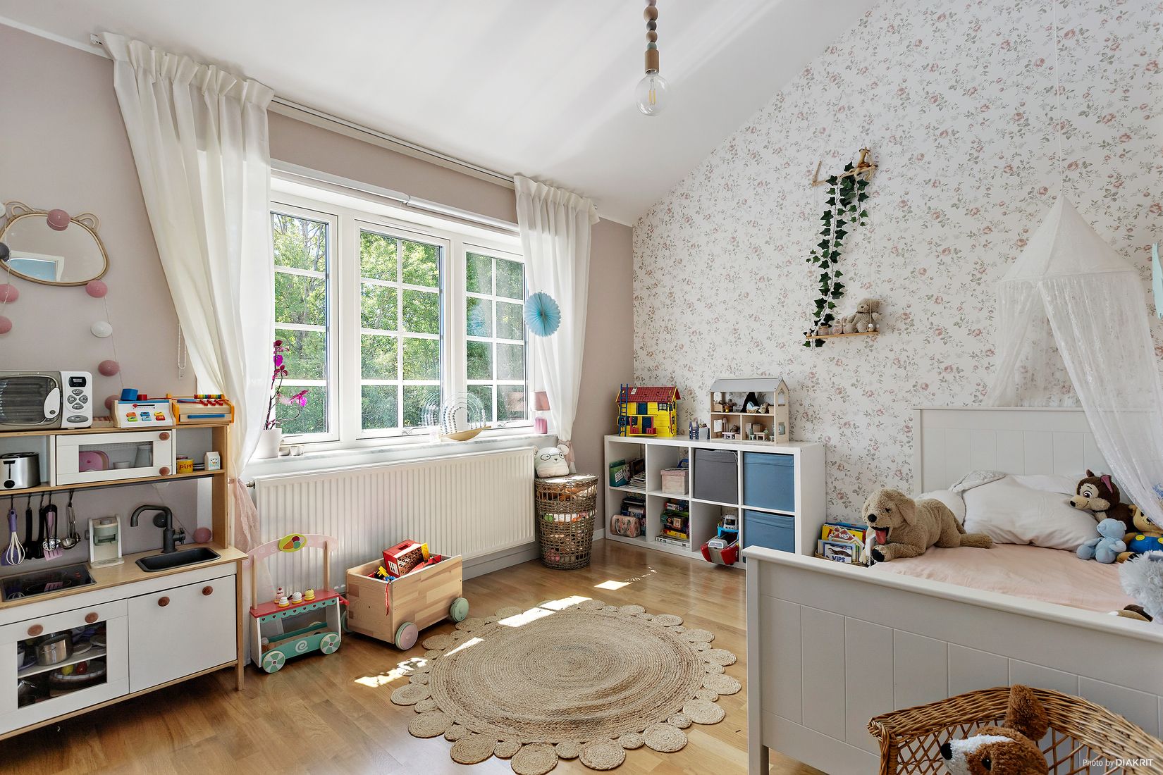 Radhus, Vattenhindersgatan 12a, Lanna/Vintrosa, Lekeberg