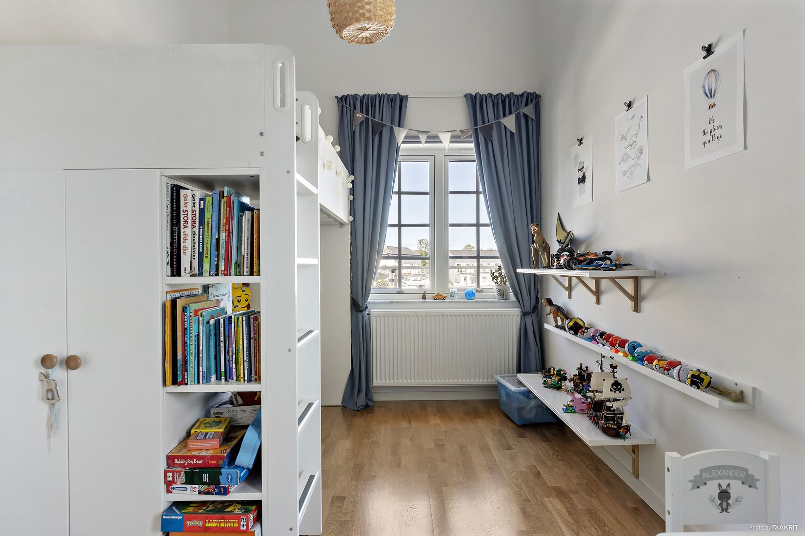 Radhus, Vattenhindersgatan 12a, Lanna/Vintrosa, Lekeberg