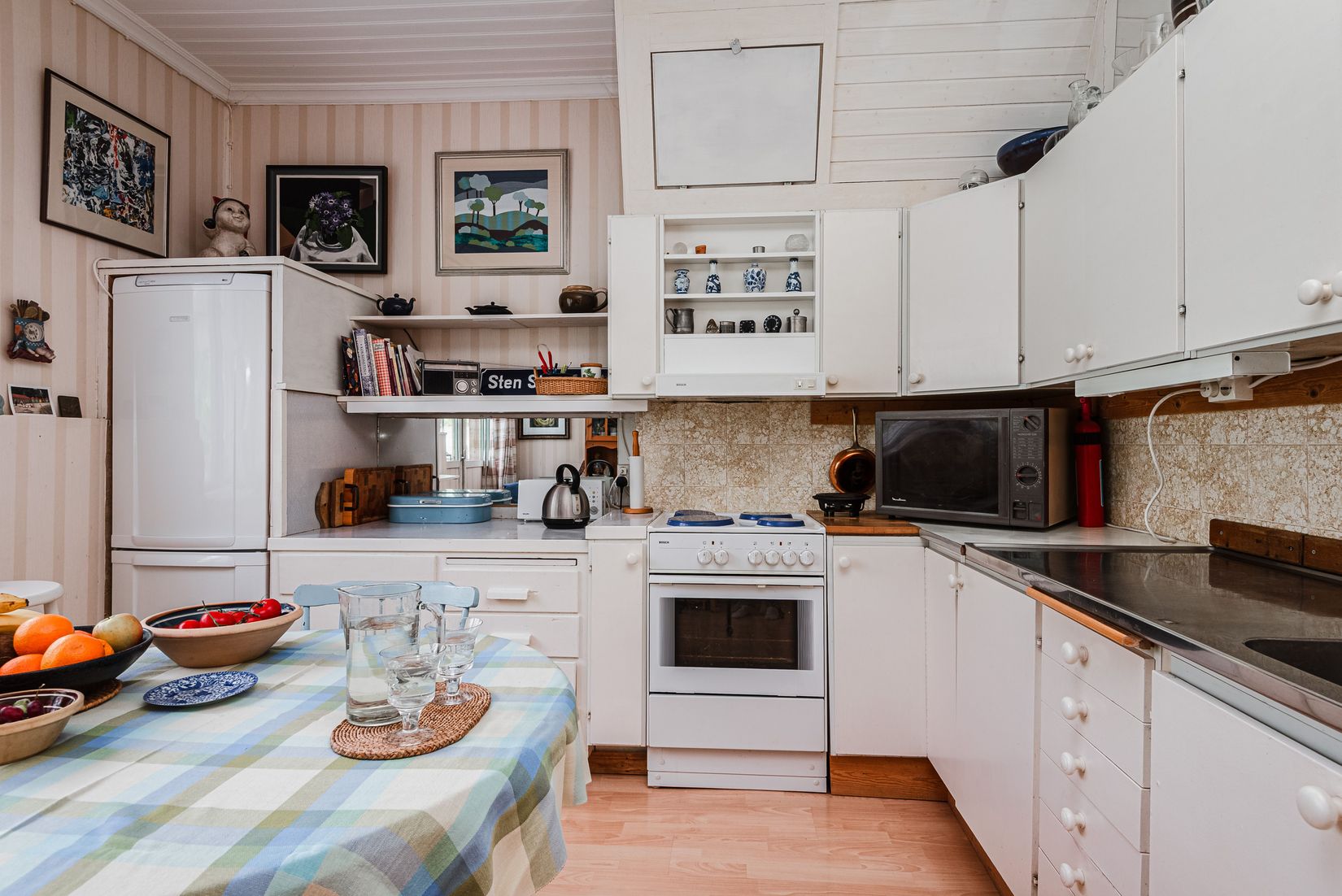 Villa, Ulvstorp 5, Stora Levene, Vara