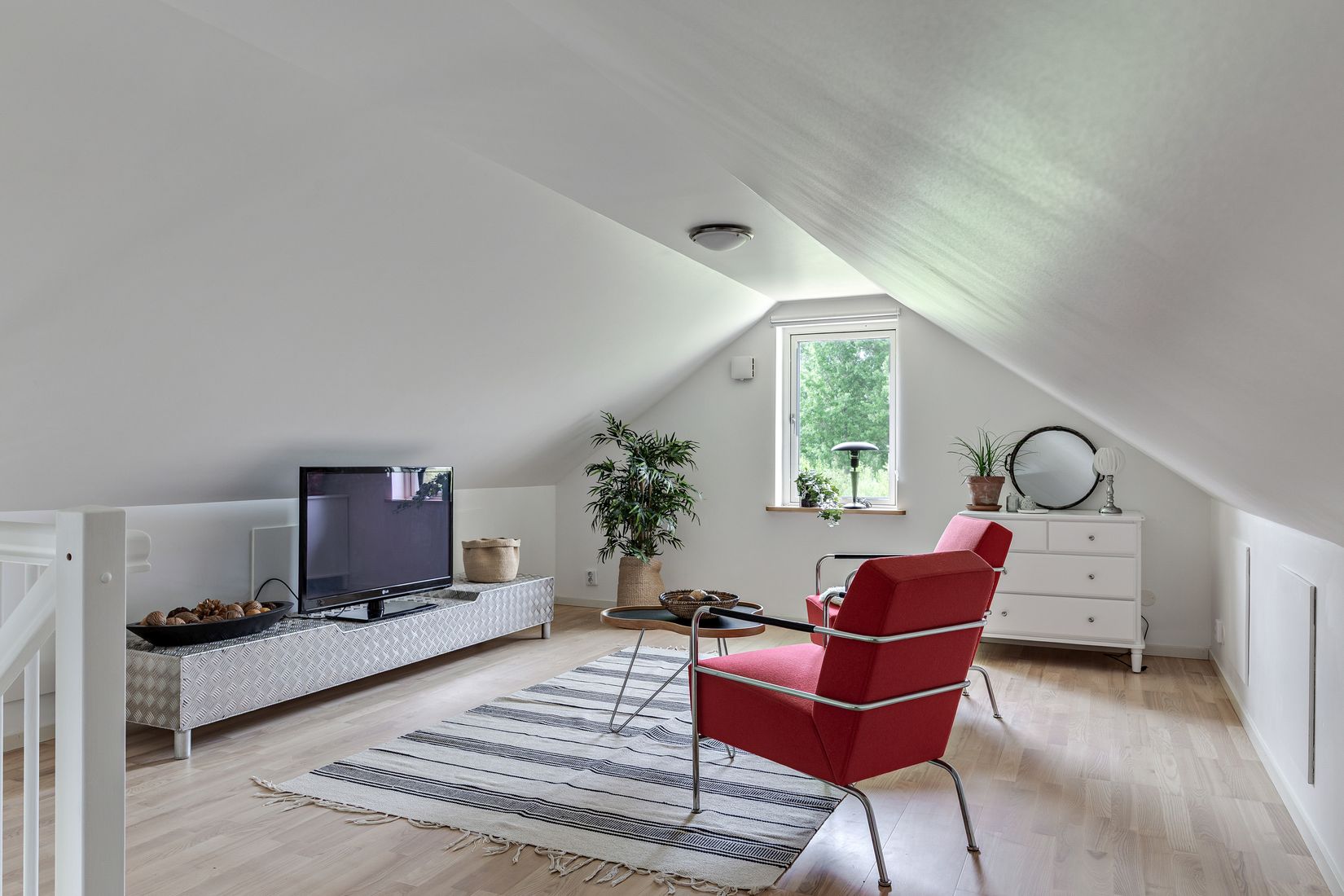 Villa, Gullfjäll 32B, Tjörn