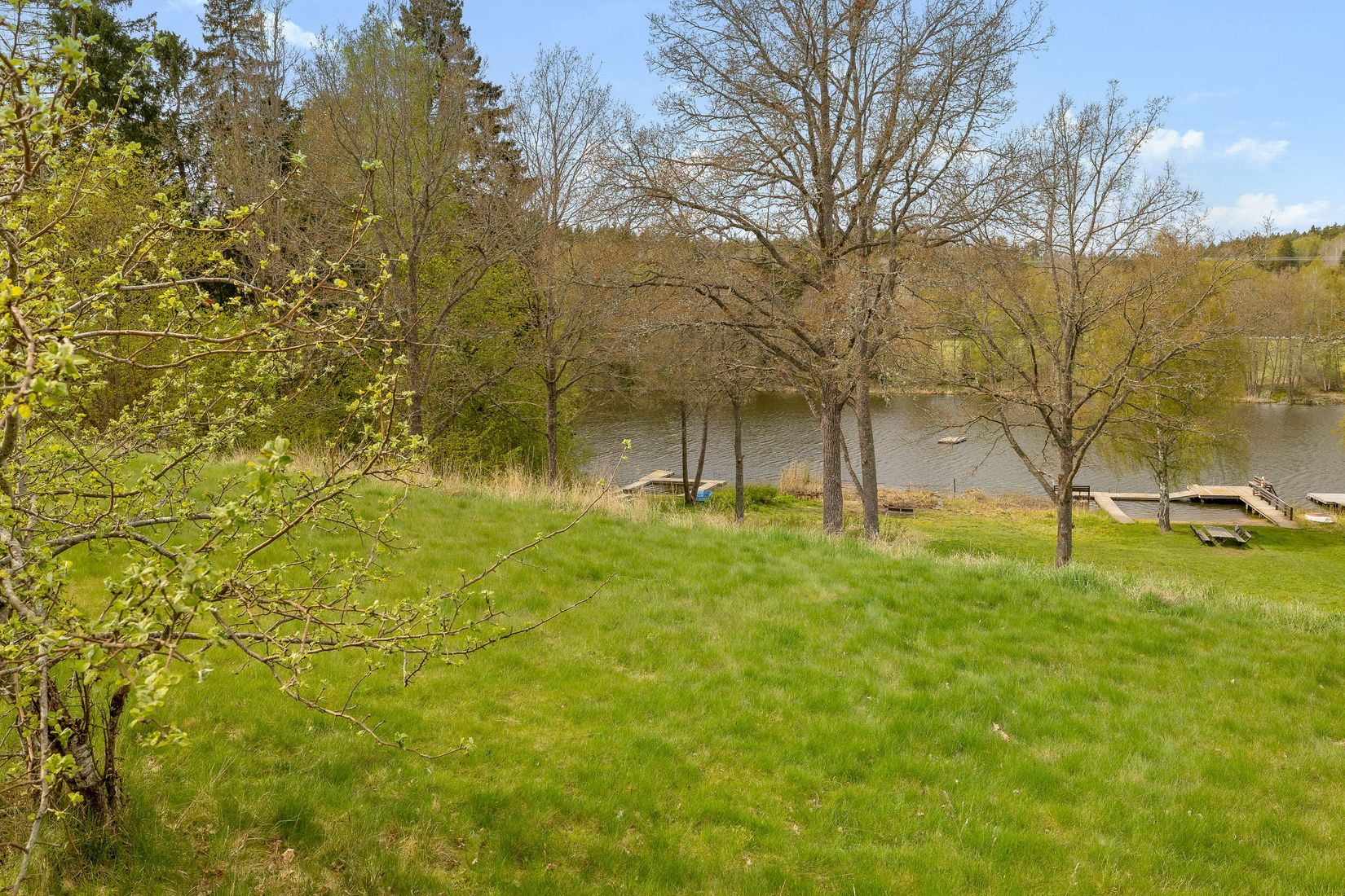 Tomt, Gottsundavägen 7, Österåker