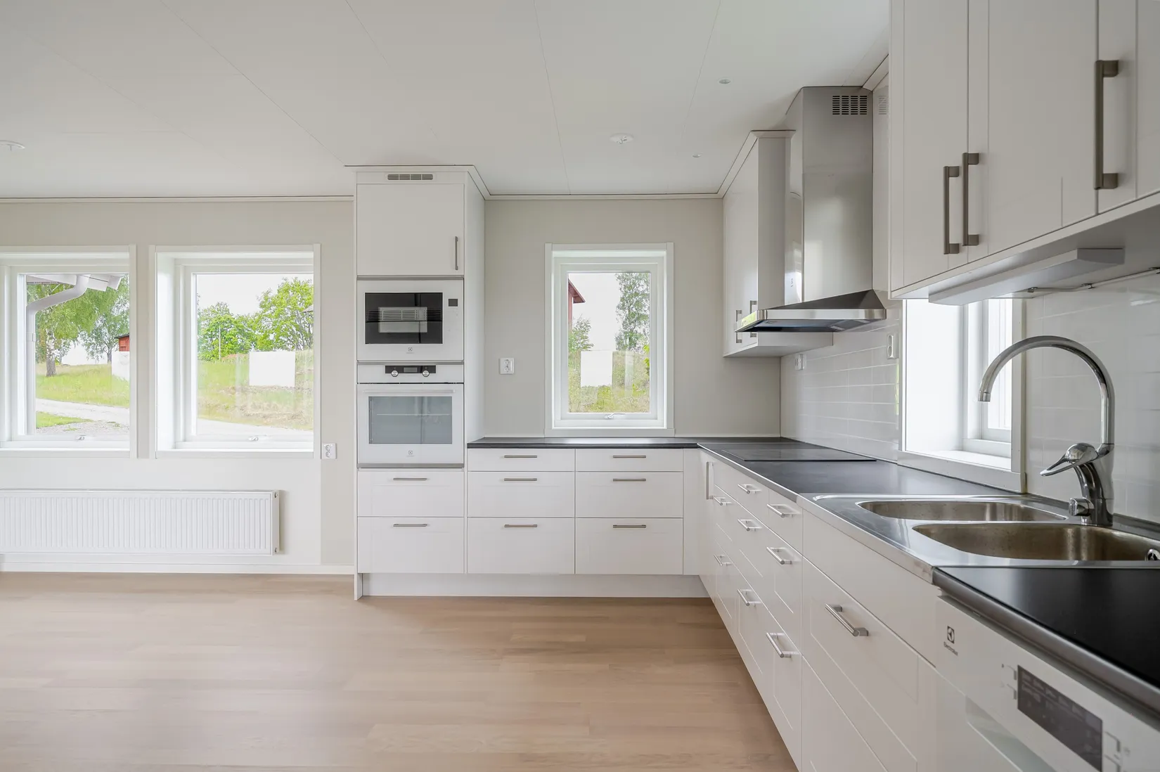 Villa, Vängsö backe 4, Lantligt, Gnesta