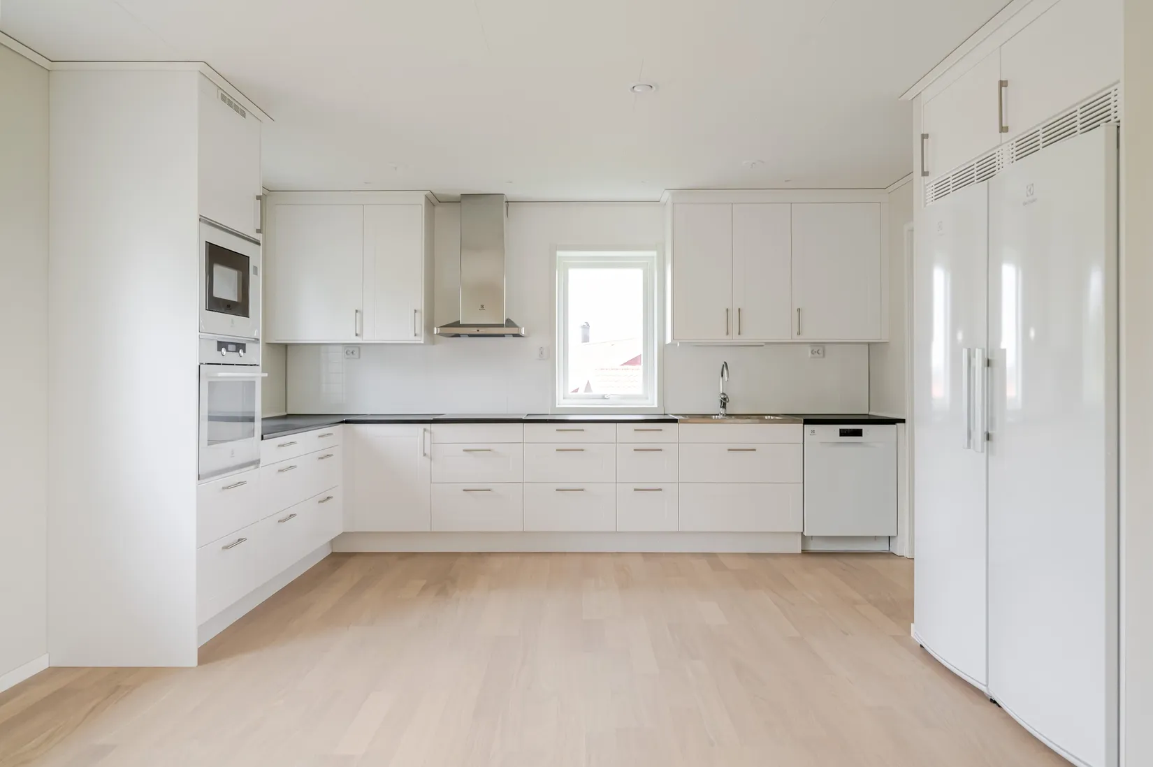 Villa, Vängsö backe 4, Lantligt, Gnesta