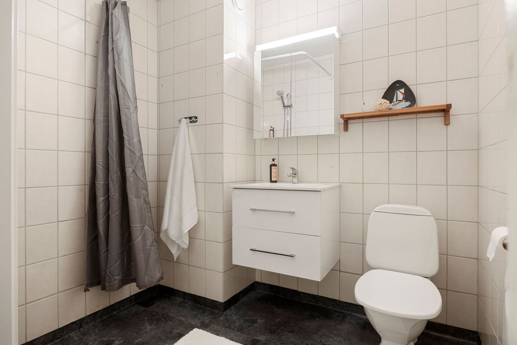 Bostadsrätt, Kyrkvägen 22  (lgh 407), Tjörn