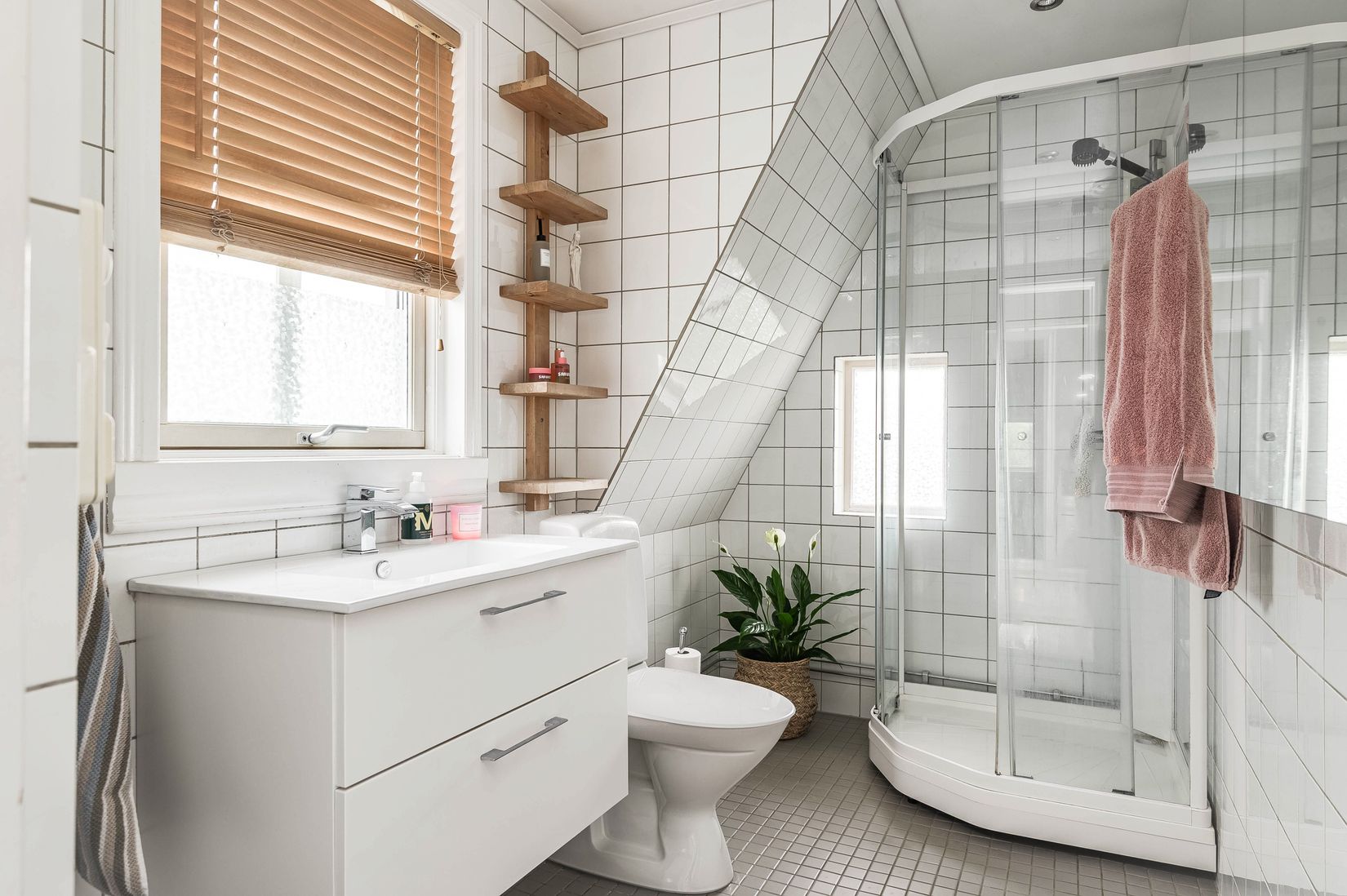 Villa, Järnvägsgatan 25, Duvedal, Motala