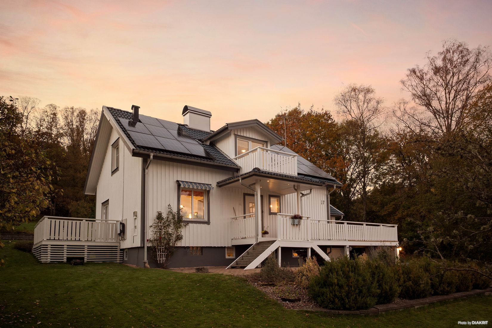 Villa, Ekeborgsvägen 17, Mark