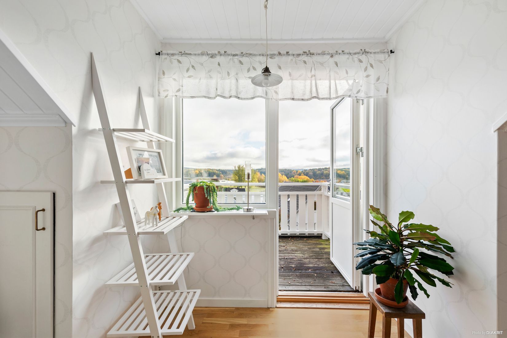 Villa, Ekeborgsvägen 17, Mark