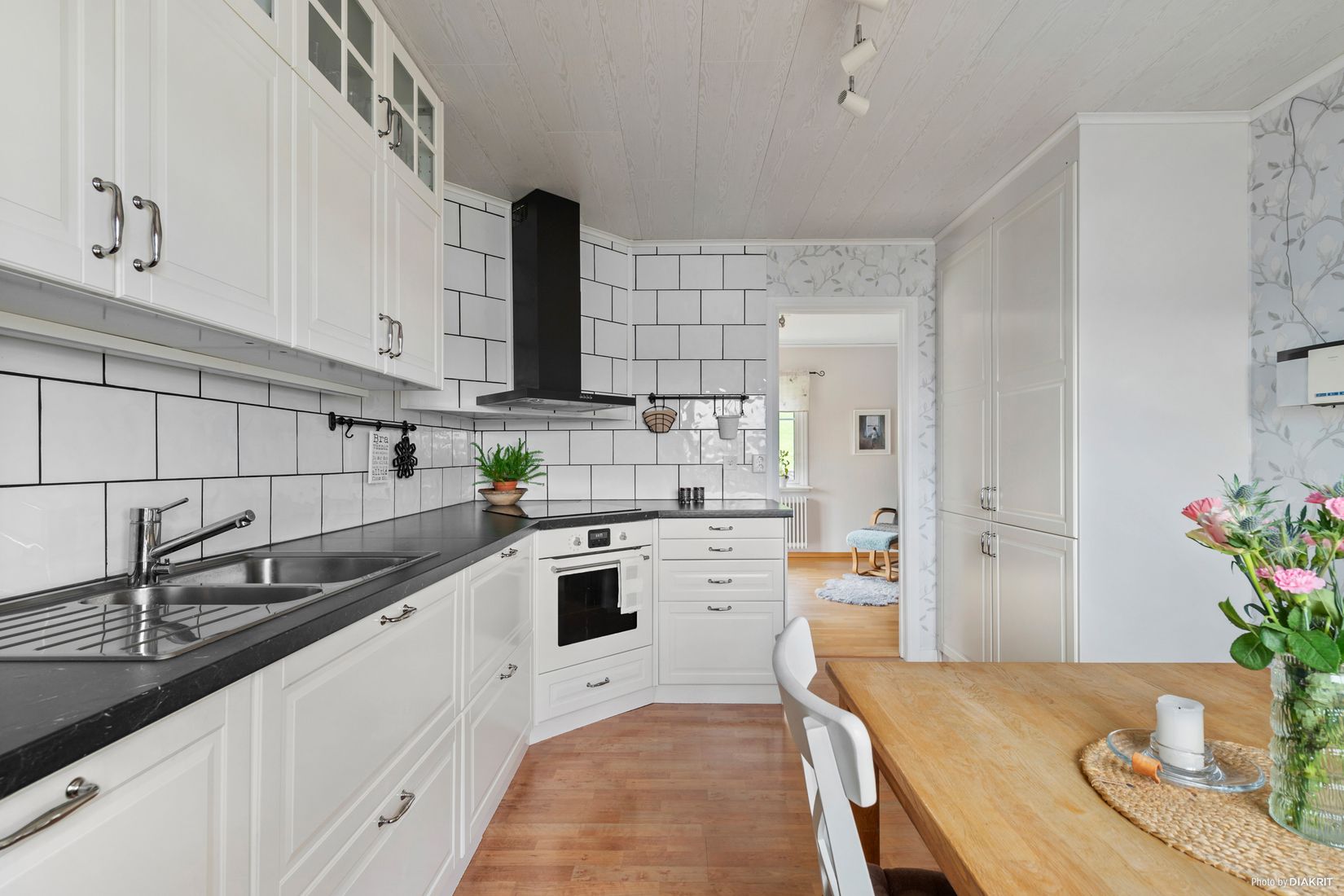 Villa, Ekeborgsvägen 17, Mark