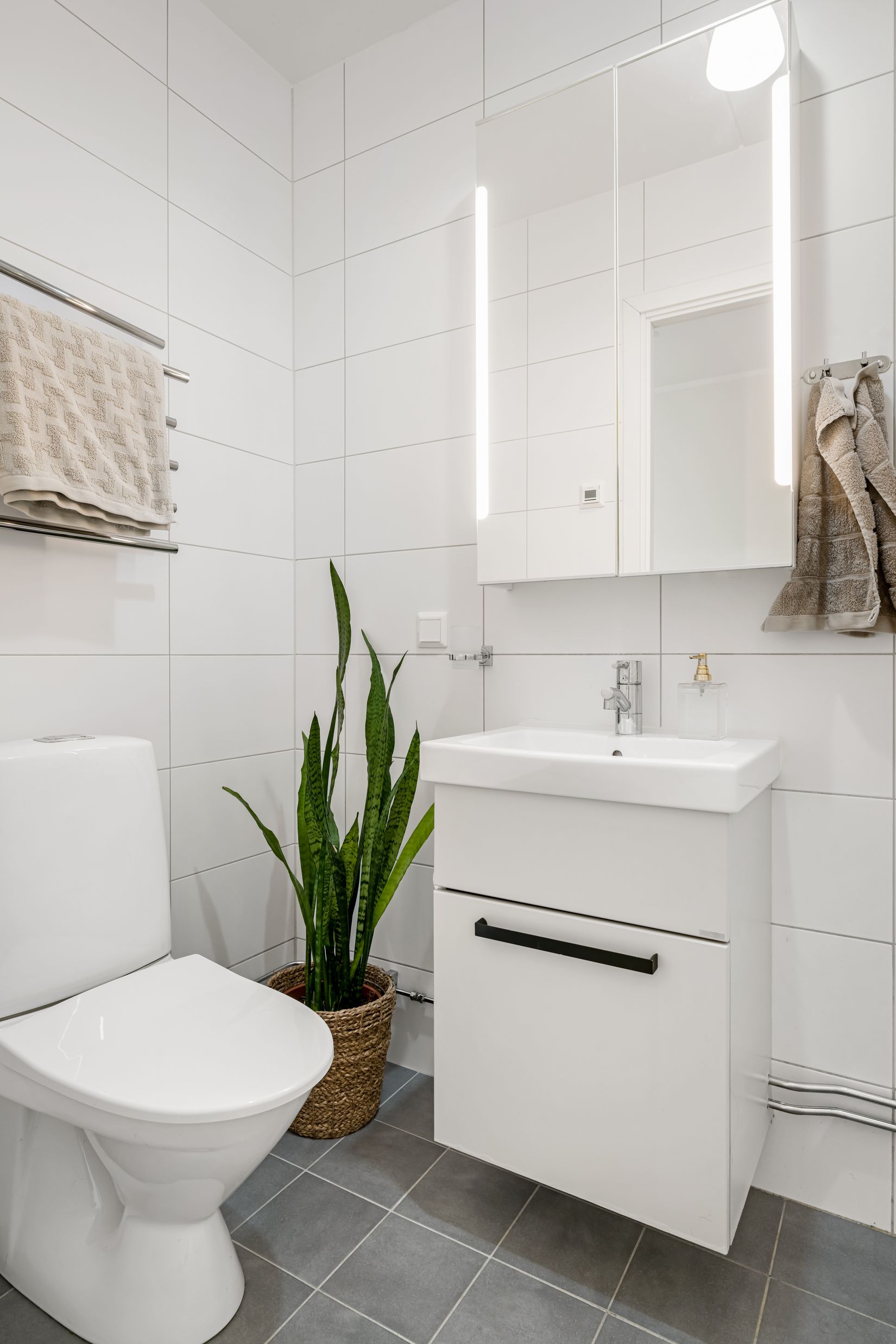 Bostadsrätt, Pippi Långstrumps Gata 40, HÖGST UPP/EGET VÅNINGSPLAN, Bromma - Annedal, Stockholm