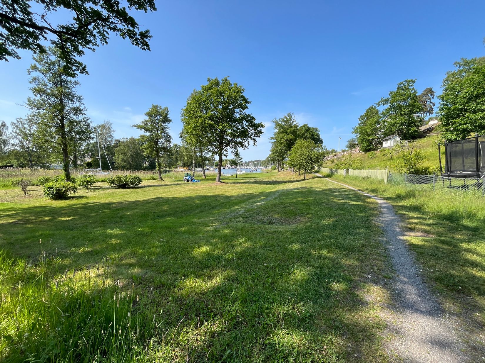 Tomt, Rödbosundsvägen 42, Margretelund, Österåker