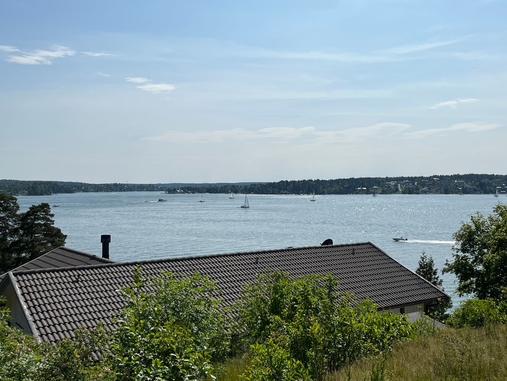 Tomt, Rödbosundsvägen 42, Margretelund, Österåker