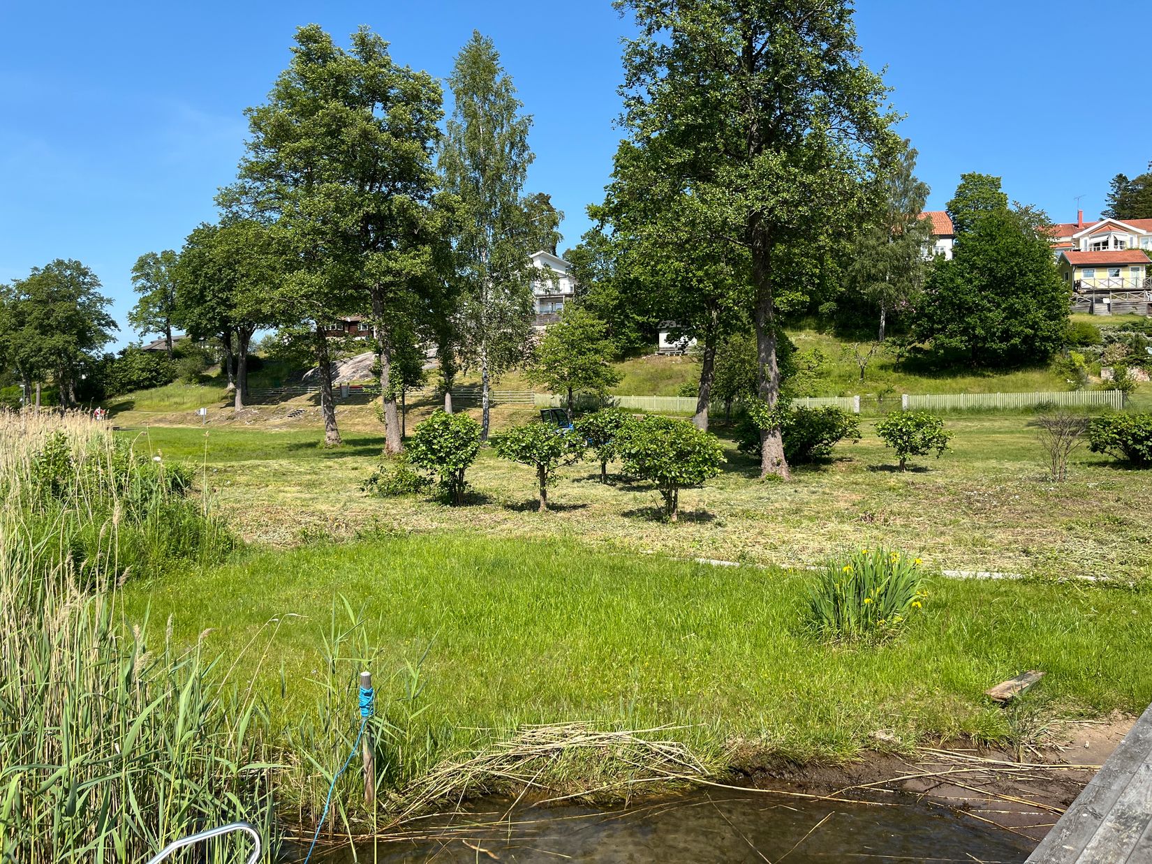 Tomt, Rödbosundsvägen 42, Margretelund, Österåker